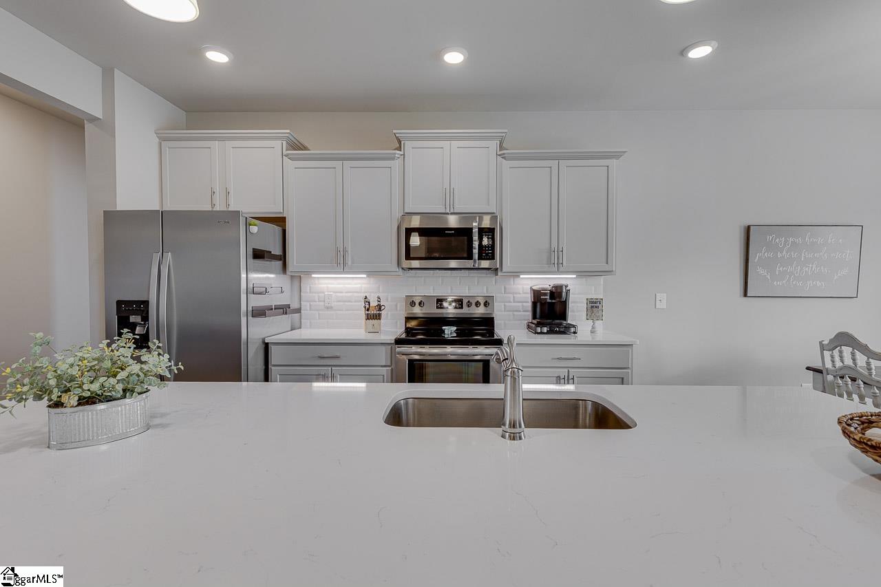 MLS #1569828 image #17