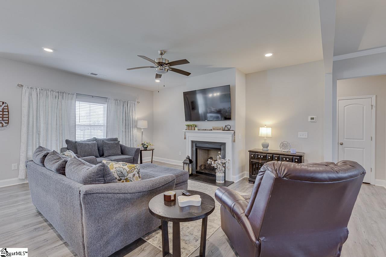 MLS #1569828 image #9