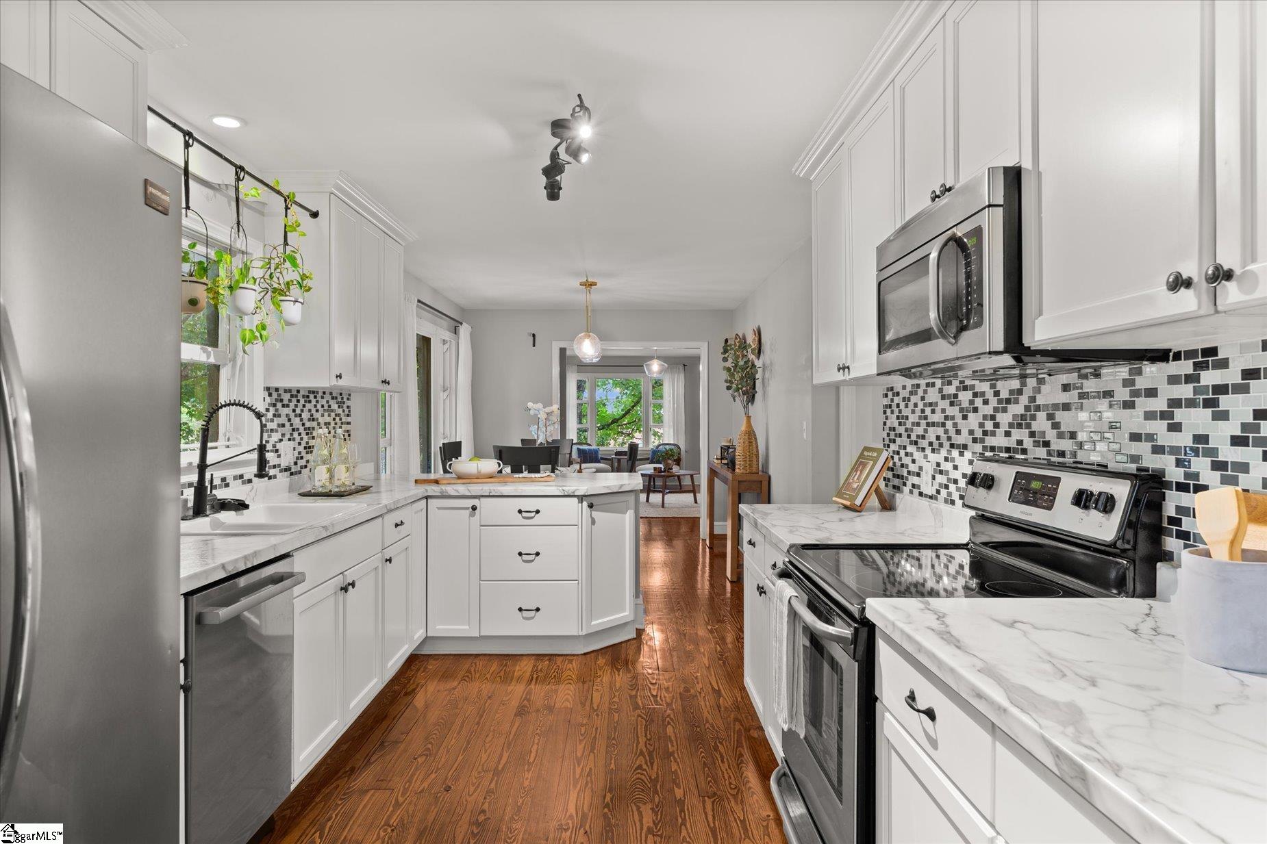 MLS #1569843 image #15