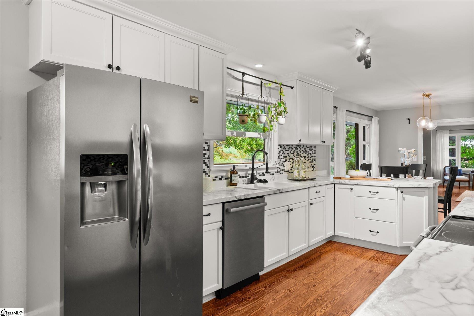 MLS #1569843 image #16