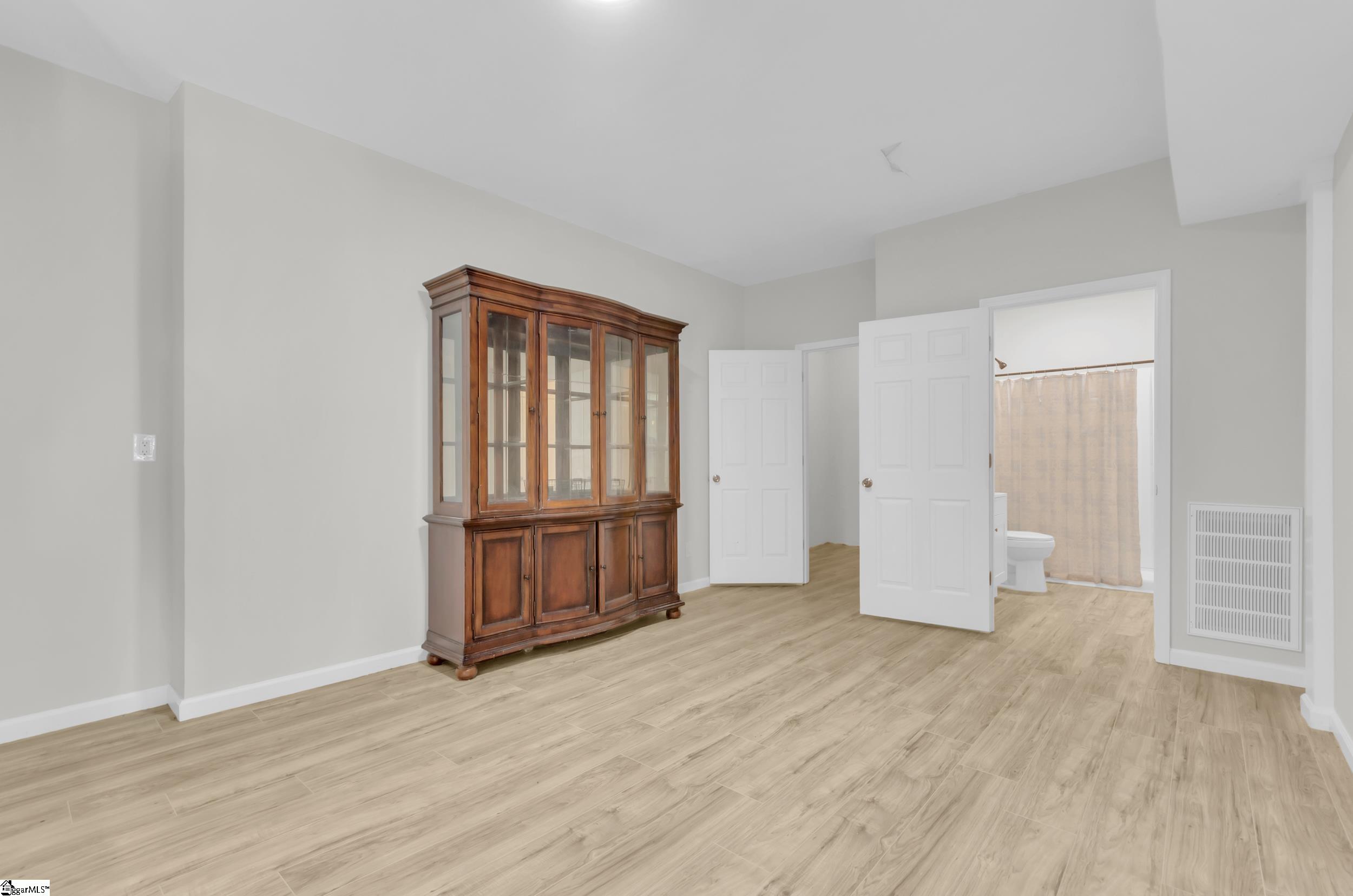 MLS #1569852 image #32