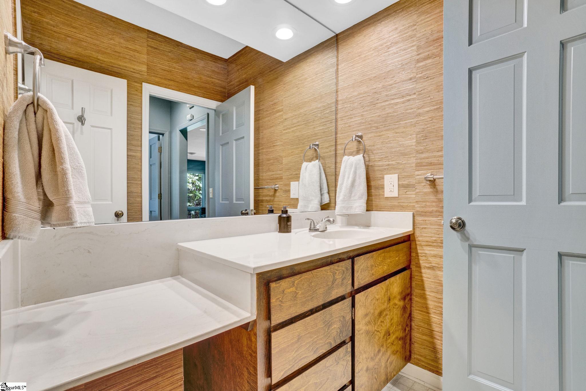 MLS #1569856 image #33