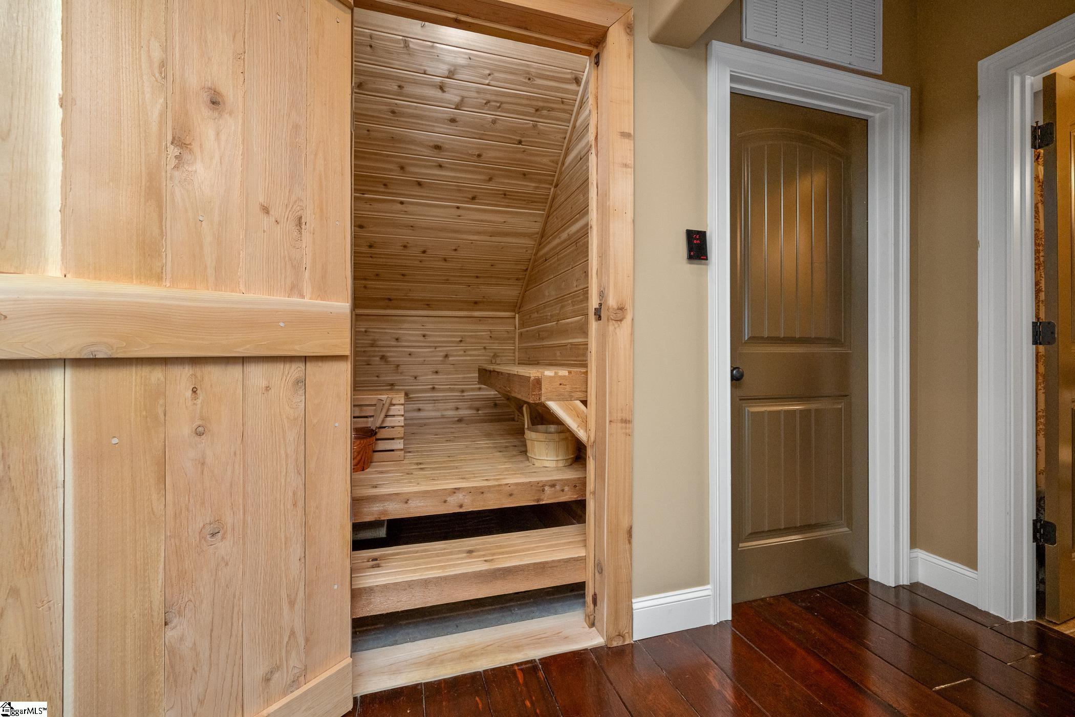 MLS #1569863 image #38