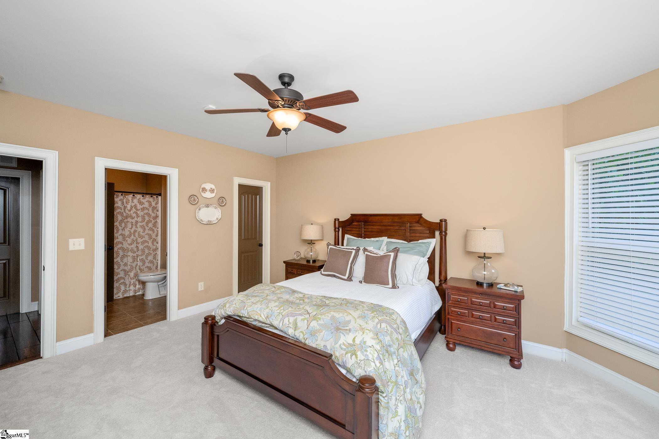 MLS #1569863 image #40