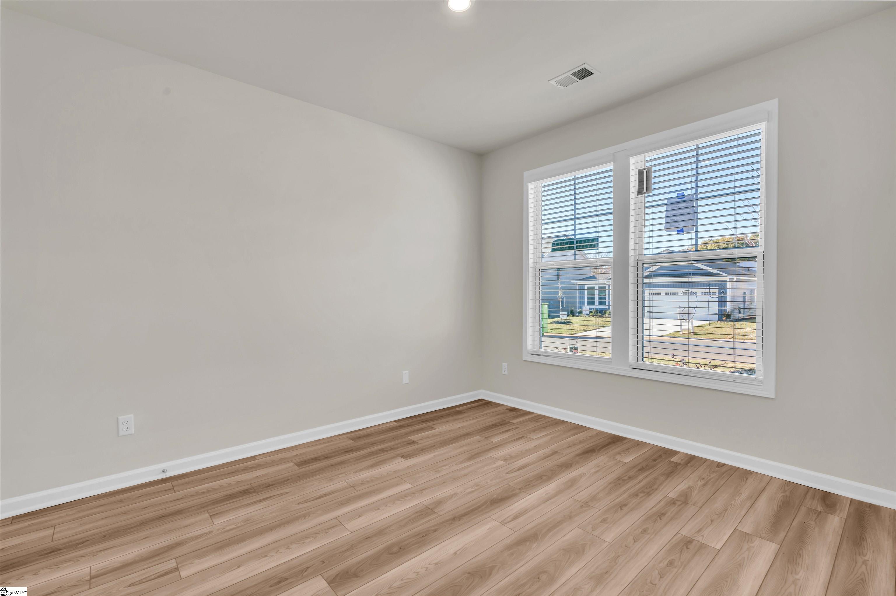 MLS #1569876 image #5