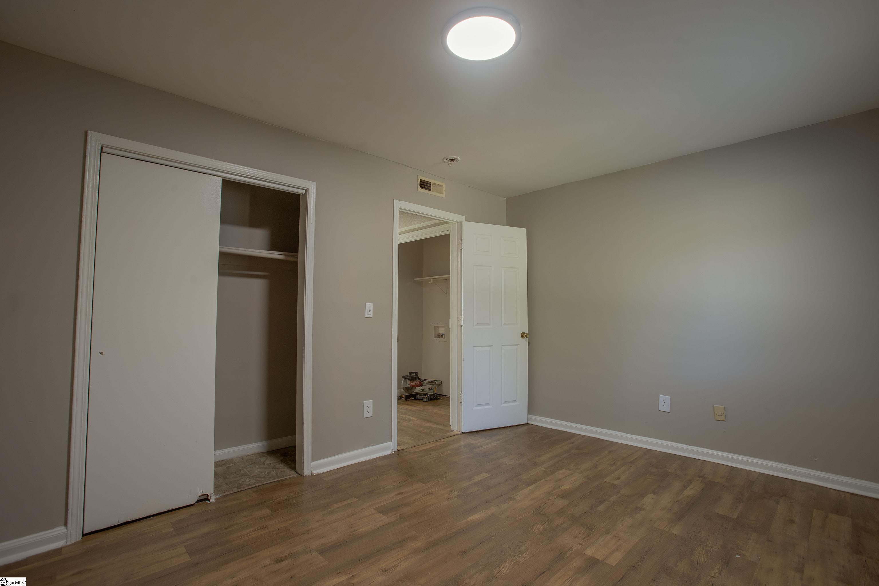 MLS #1569886 image #15