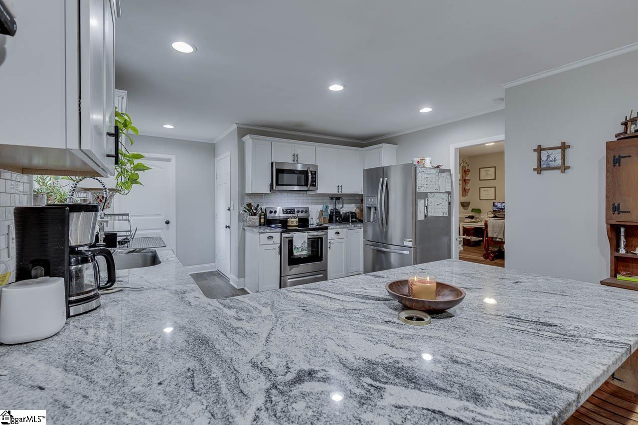 MLS #1569966 image #16