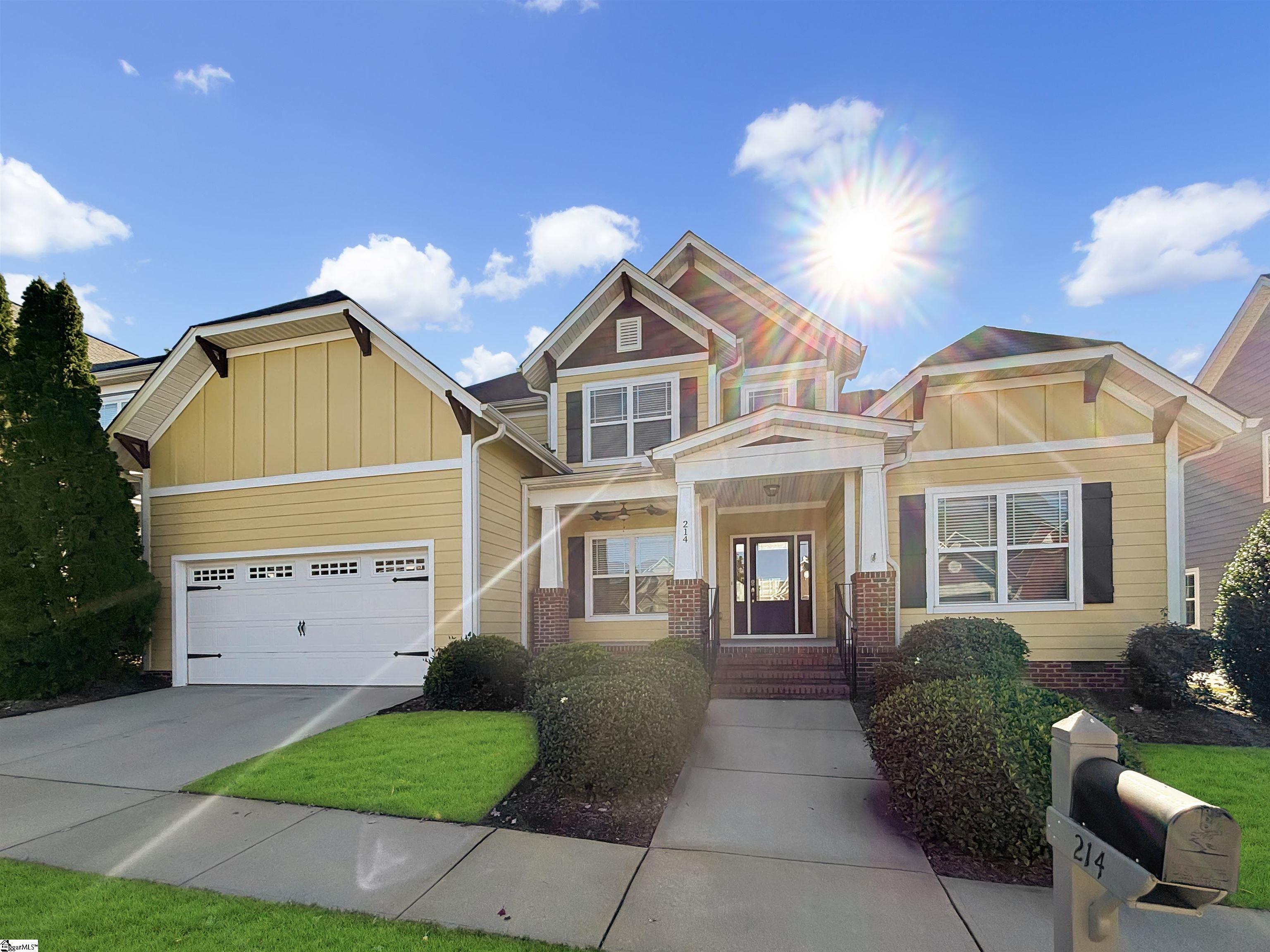 214 Moss Wood Circle, Simpsonville SC 29681