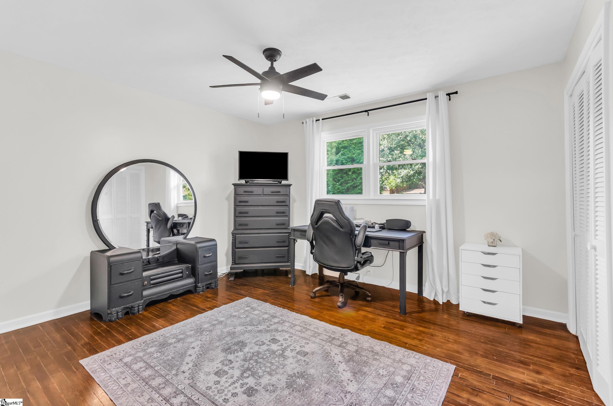 MLS #1569998 image #16