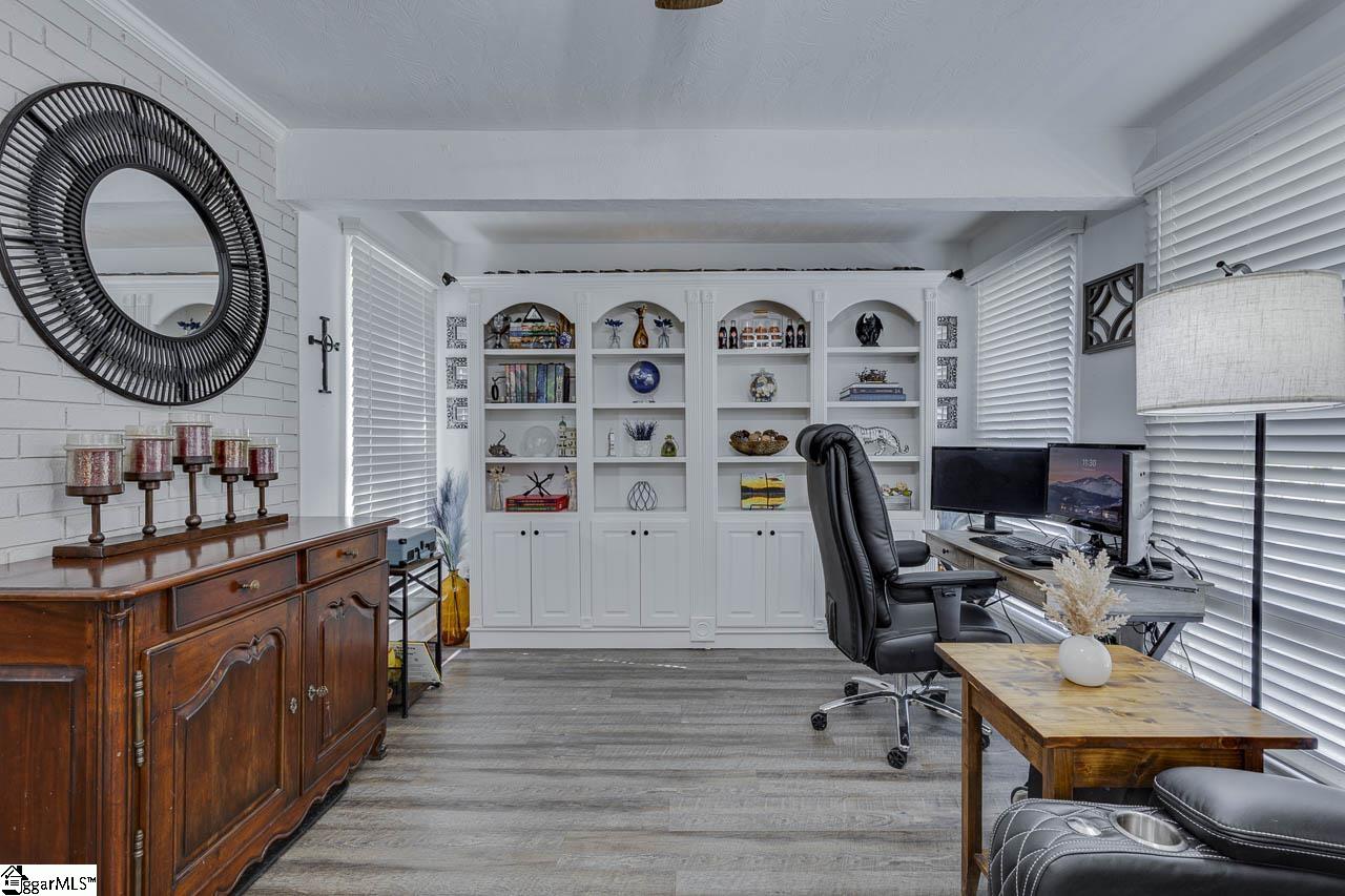 MLS #1570011 image #35