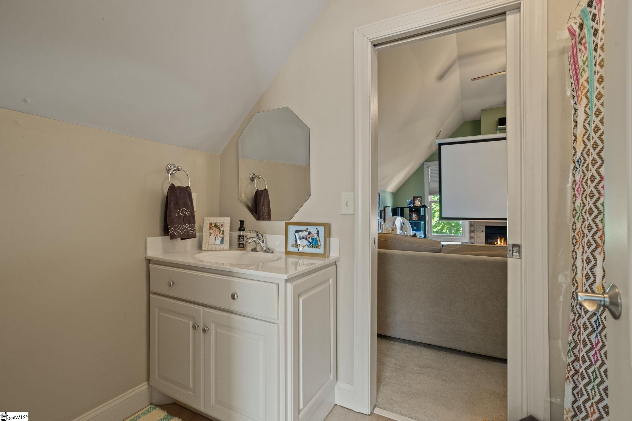 MLS #1570041 image #35