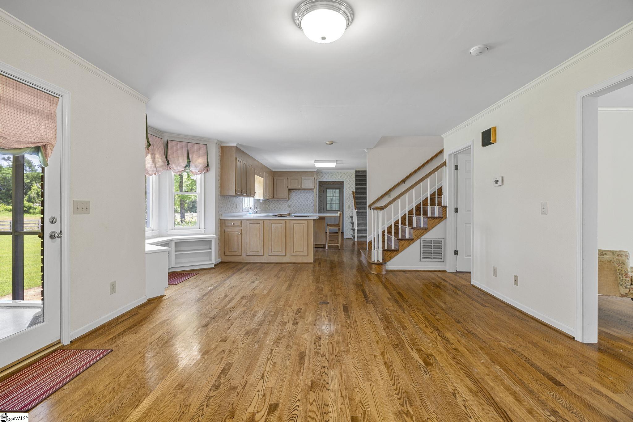 MLS #1570088 image #8