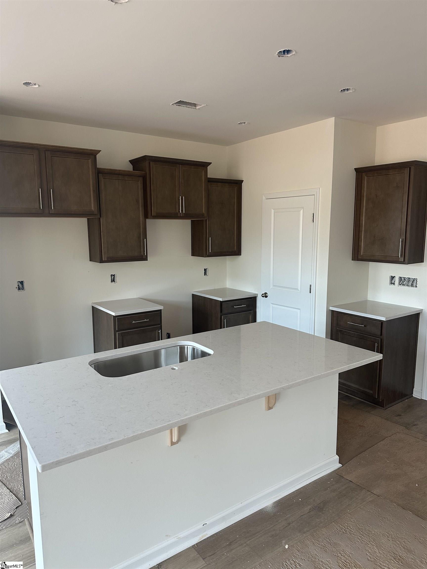 MLS #1570110 image #2