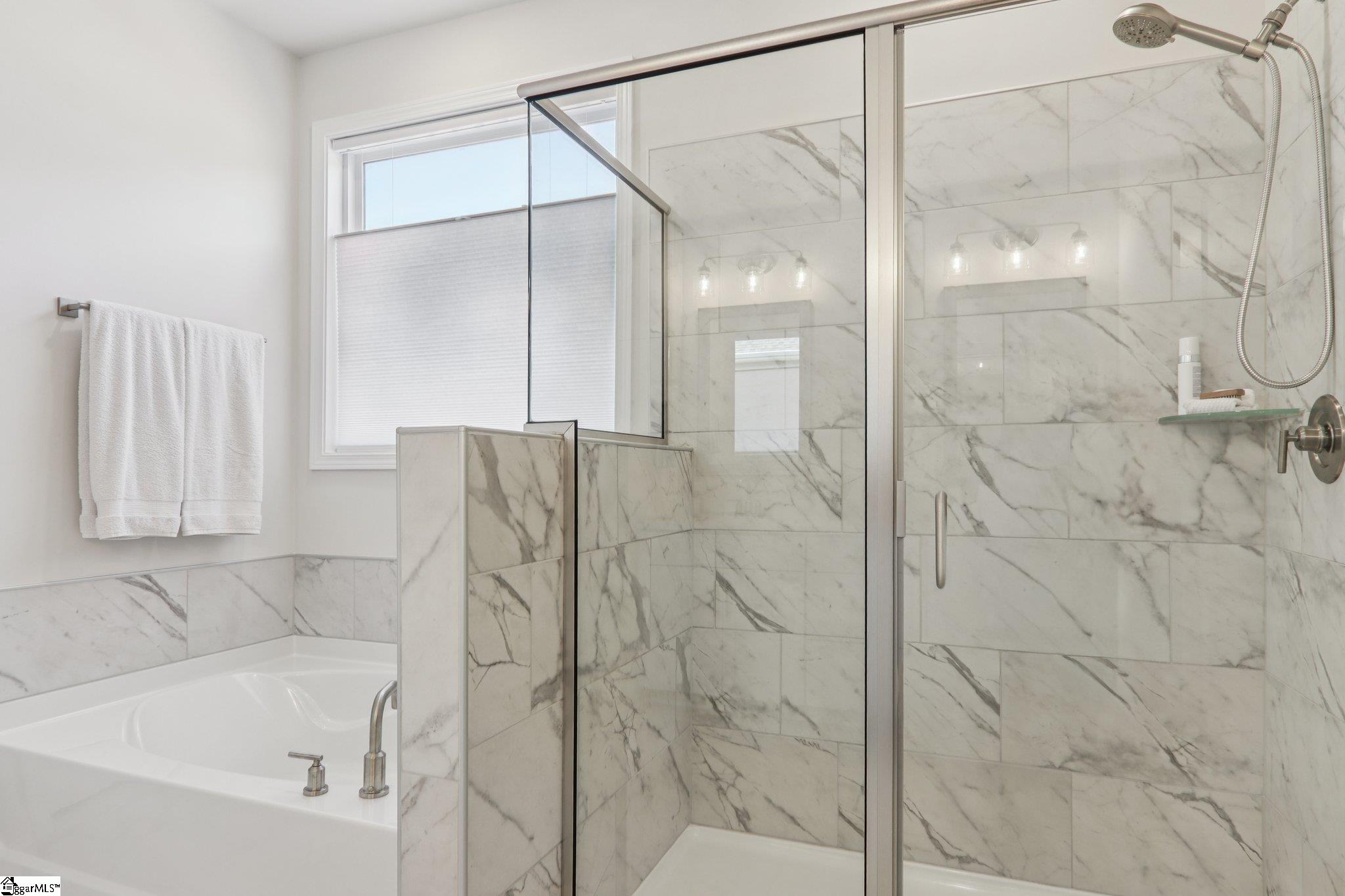 MLS #1570130 image #24