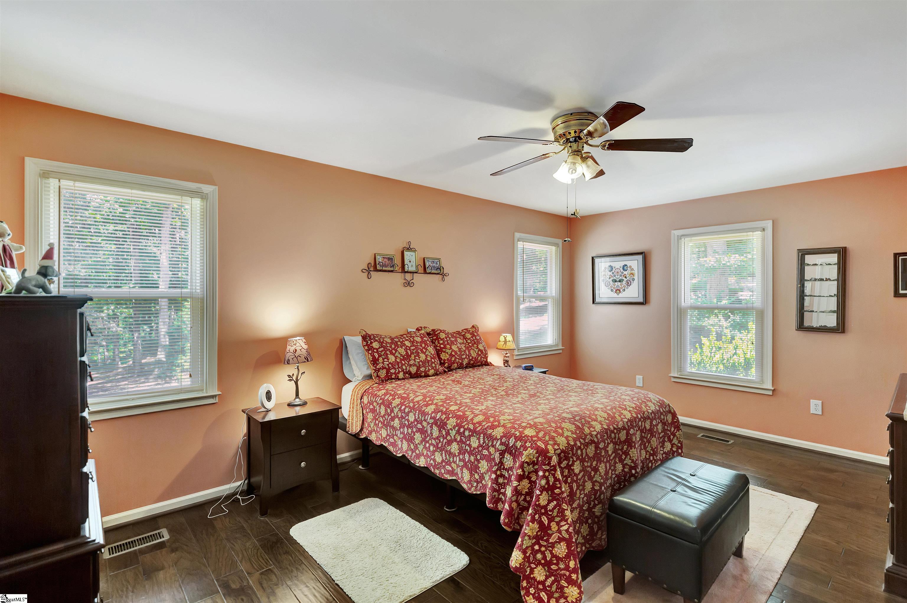 MLS #1570170 image #22