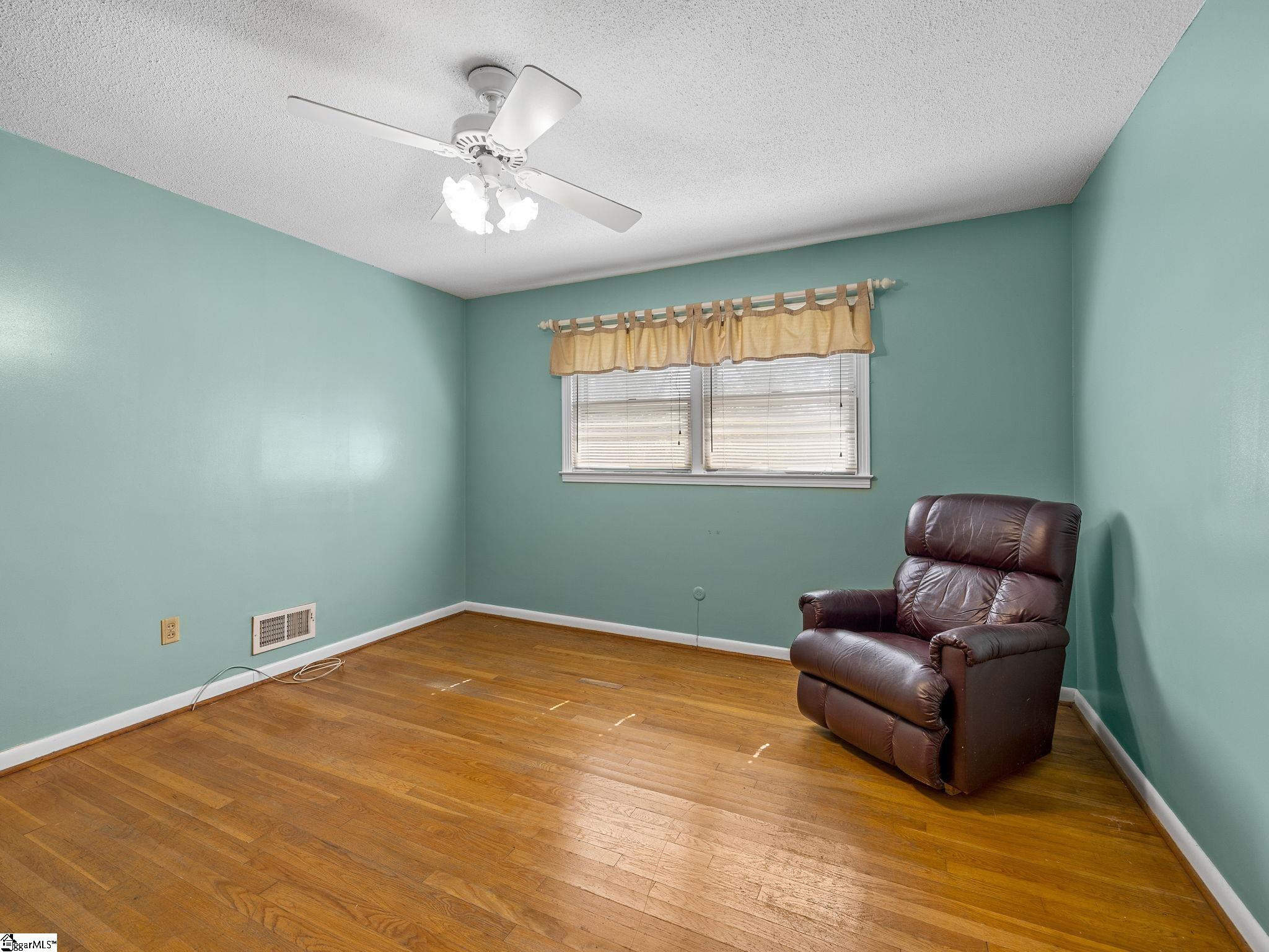 MLS #1570261 image #30