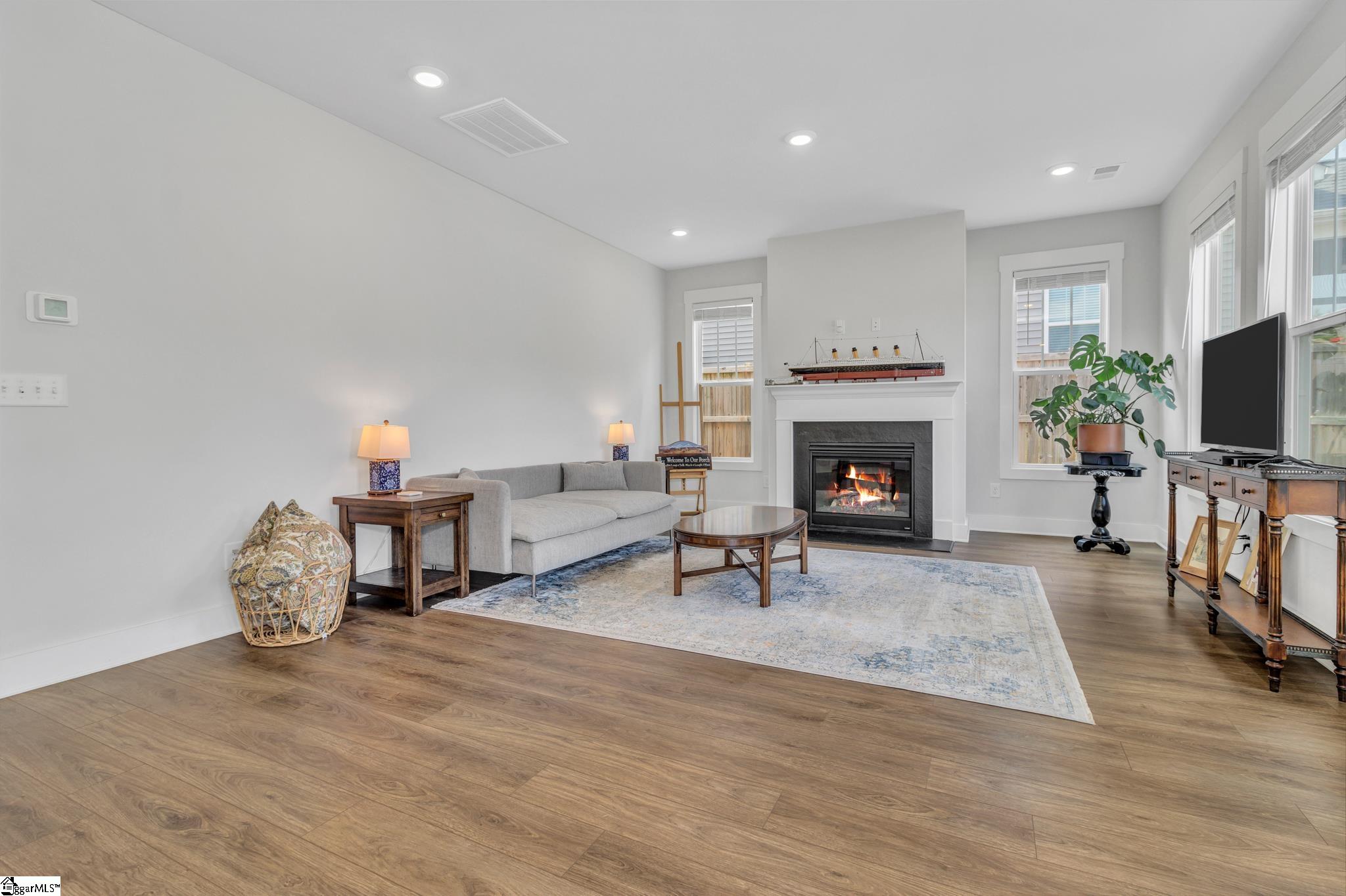 MLS #1570304 image #21