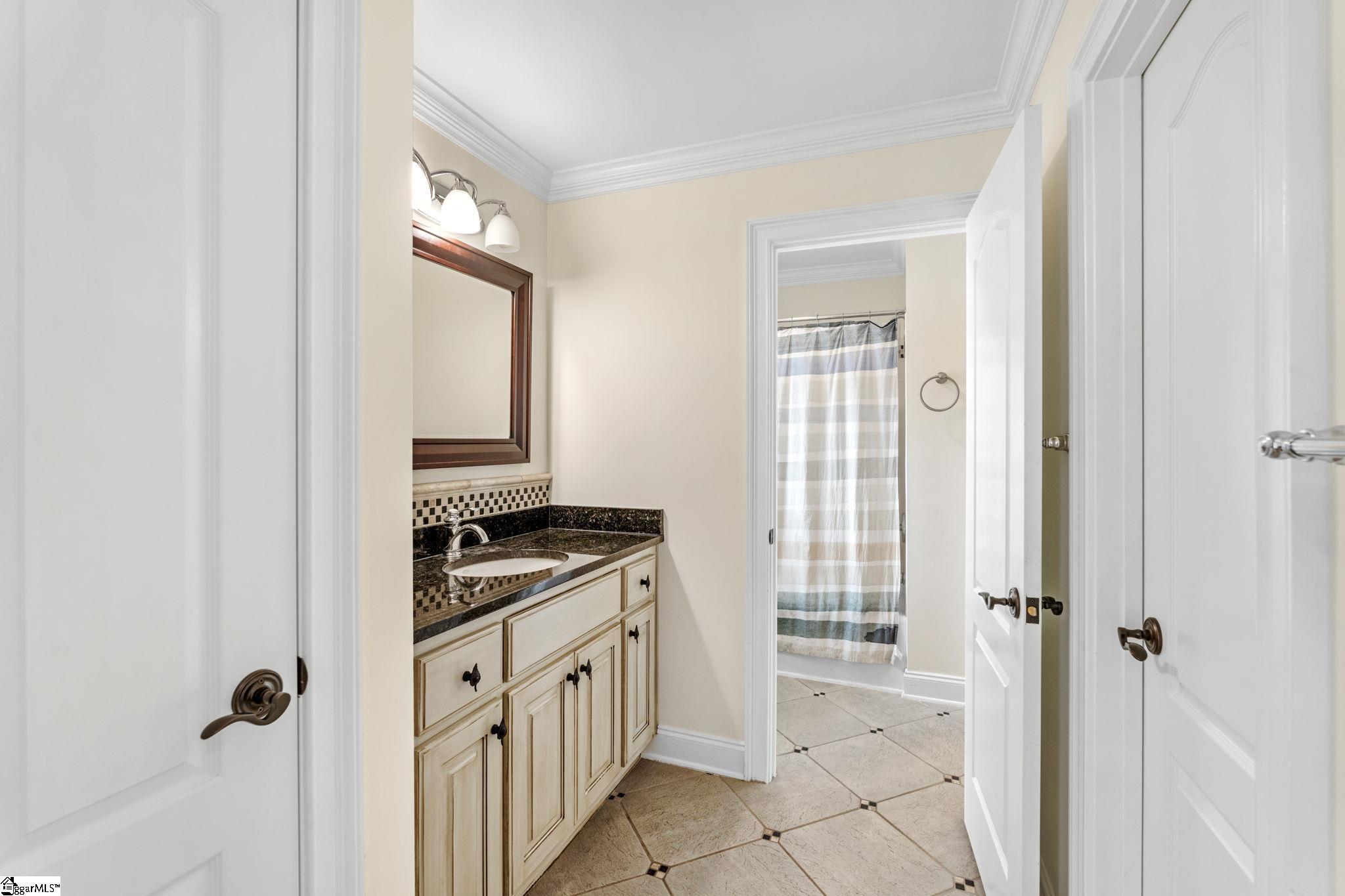 MLS #1570308 image #32