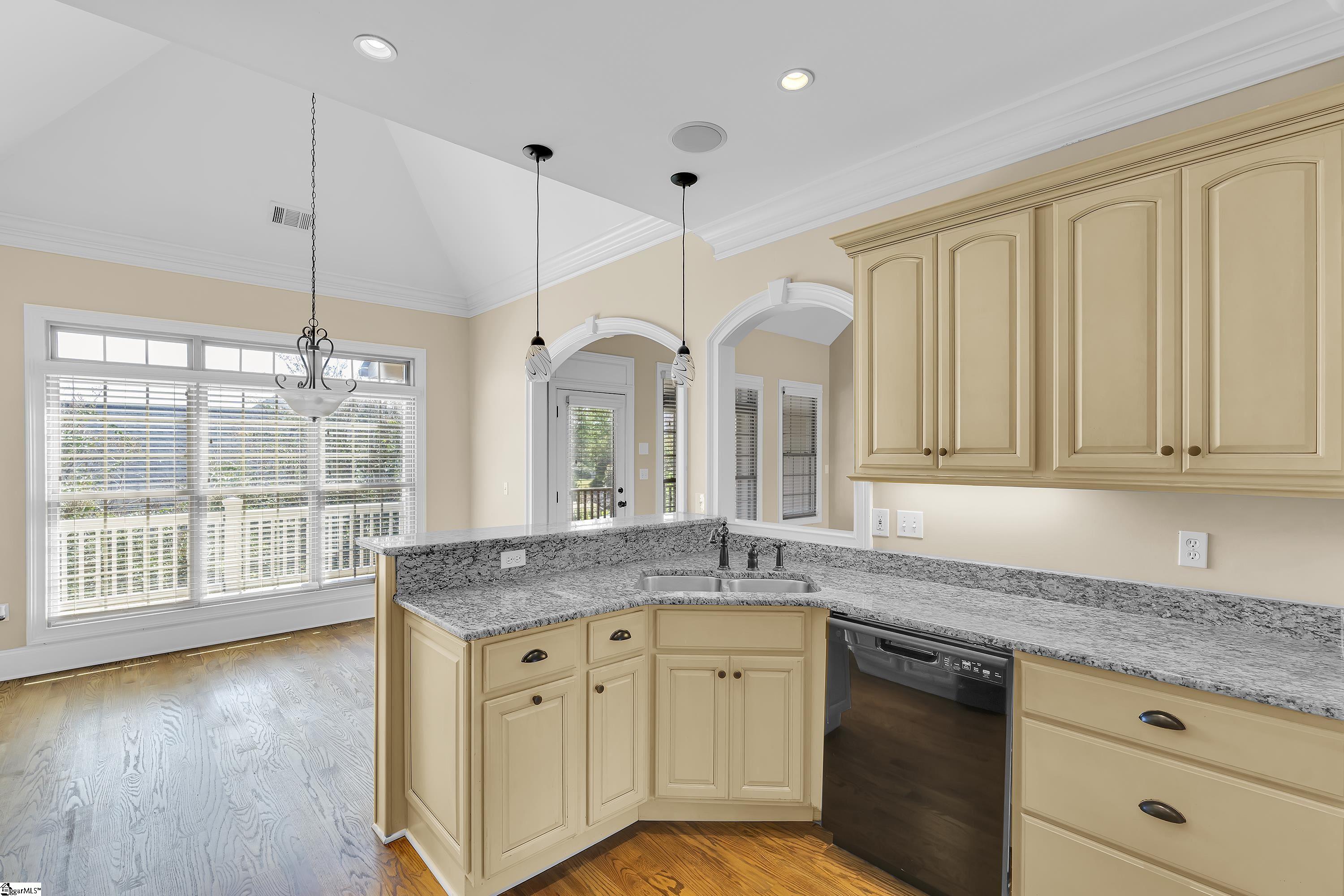 MLS #1570378 image #8