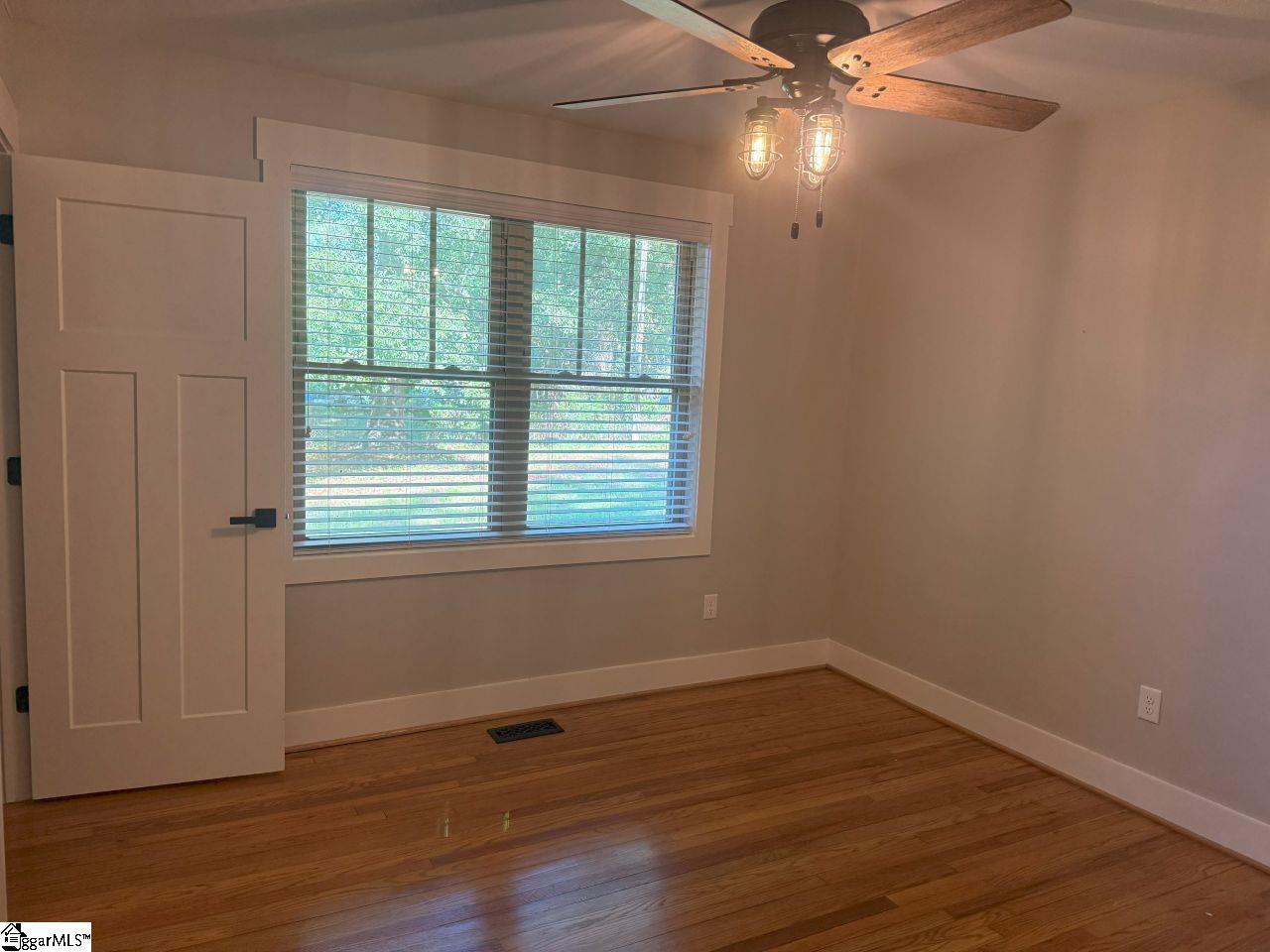 MLS #1570408 image #10