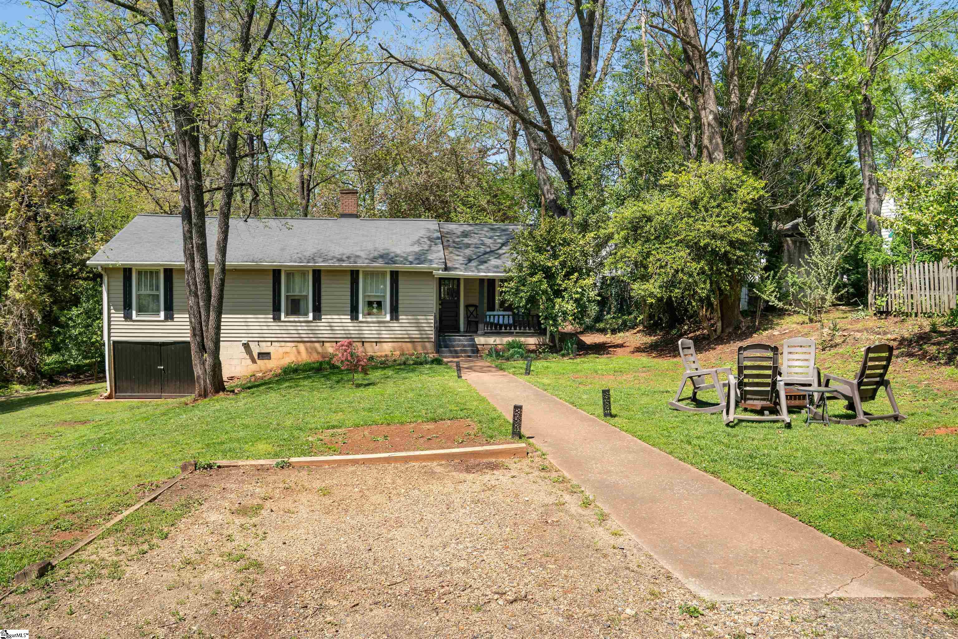 459 N Washington Street, Rutherfordton NC 28139-2456