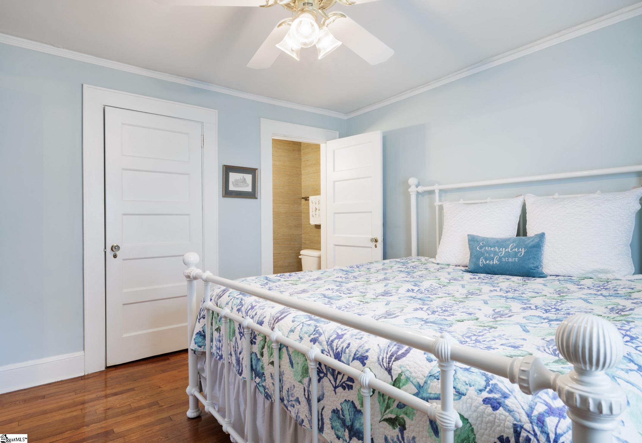 MLS #1570432 image #25