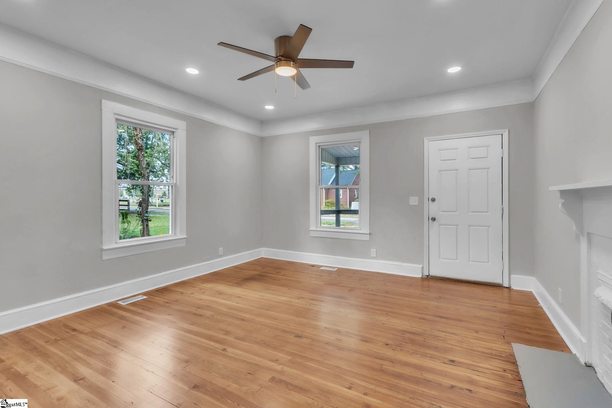 MLS #1570448 image #12