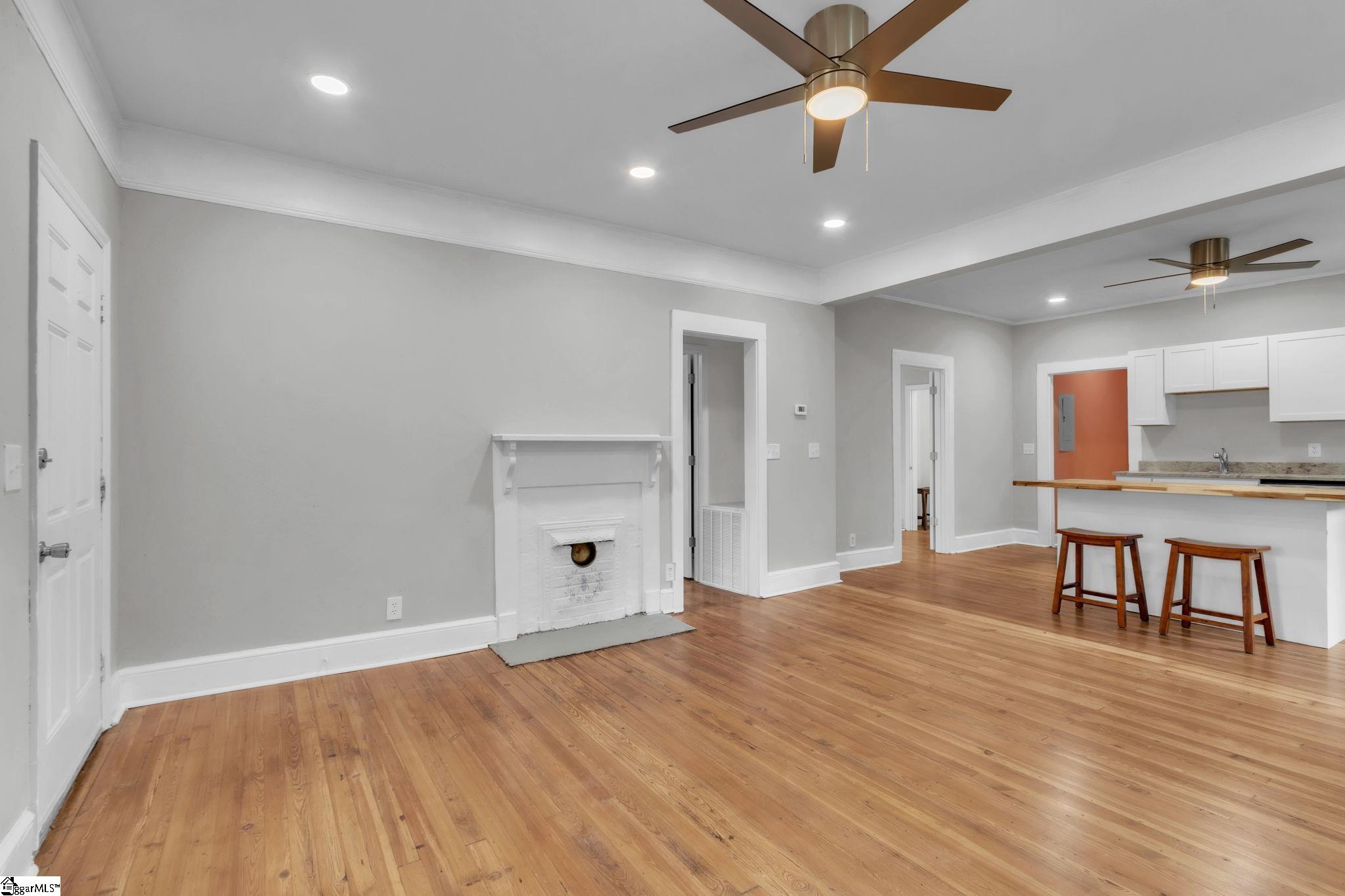 MLS #1570448 image #5