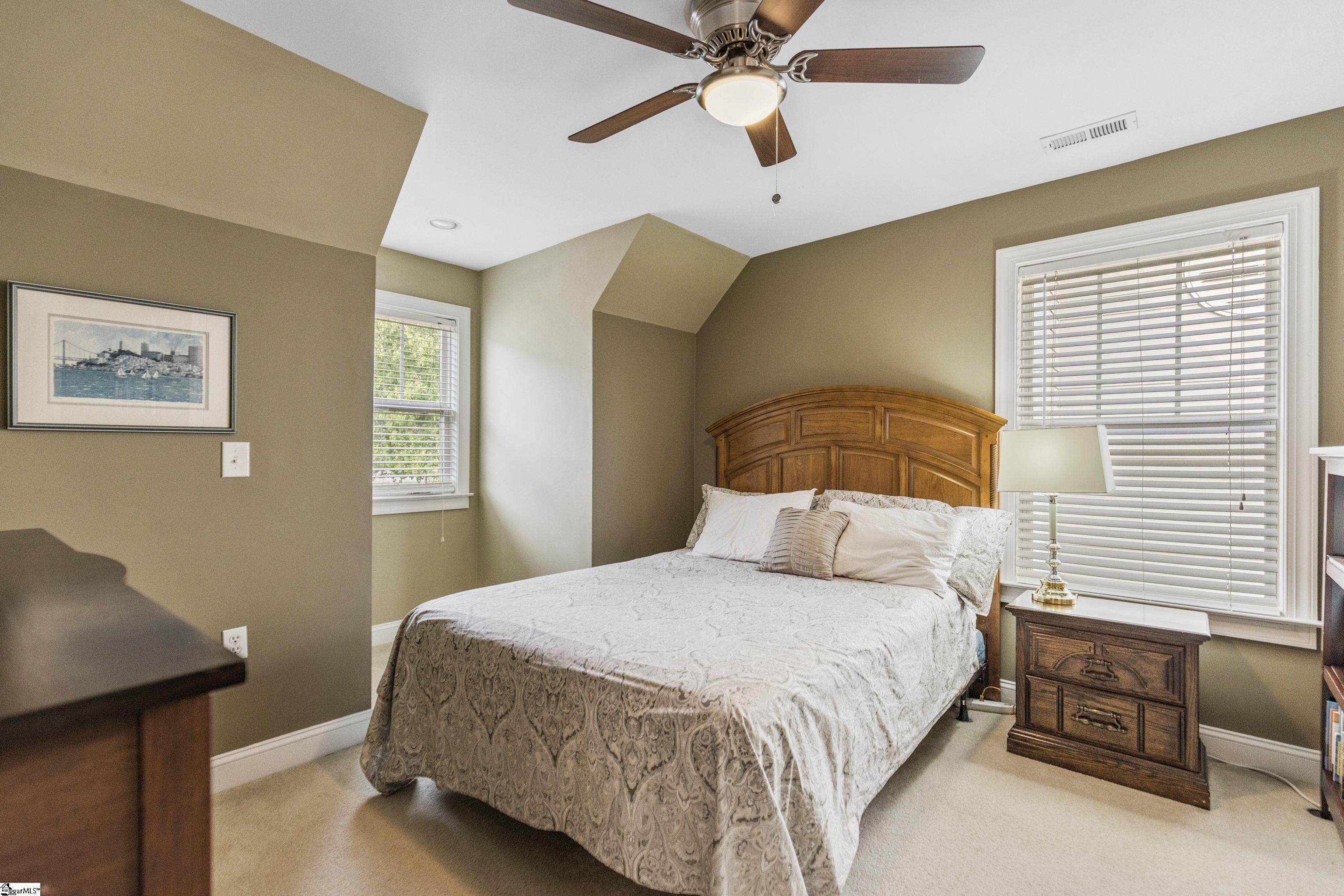 MLS #1570495 image #24