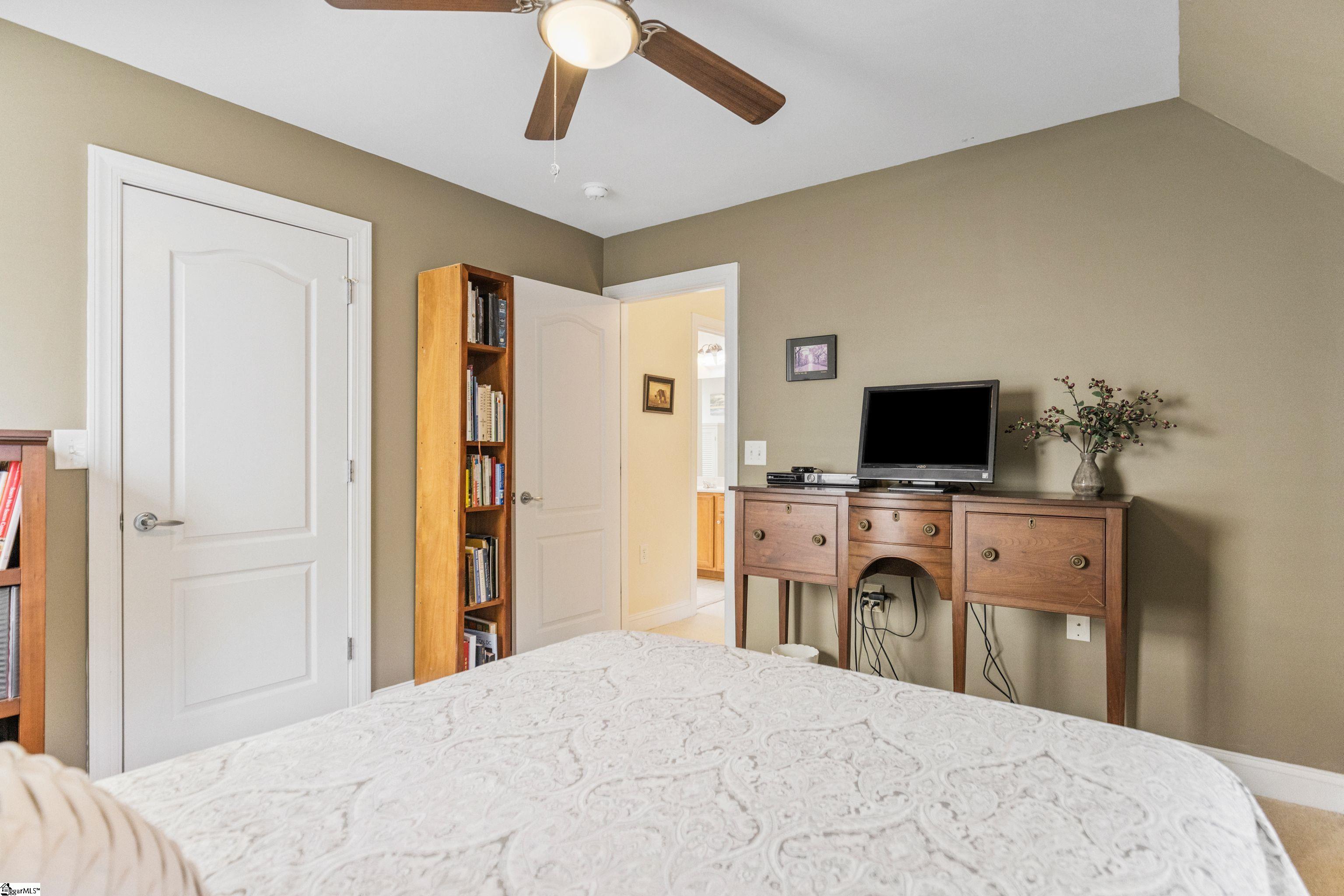 MLS #1570495 image #25