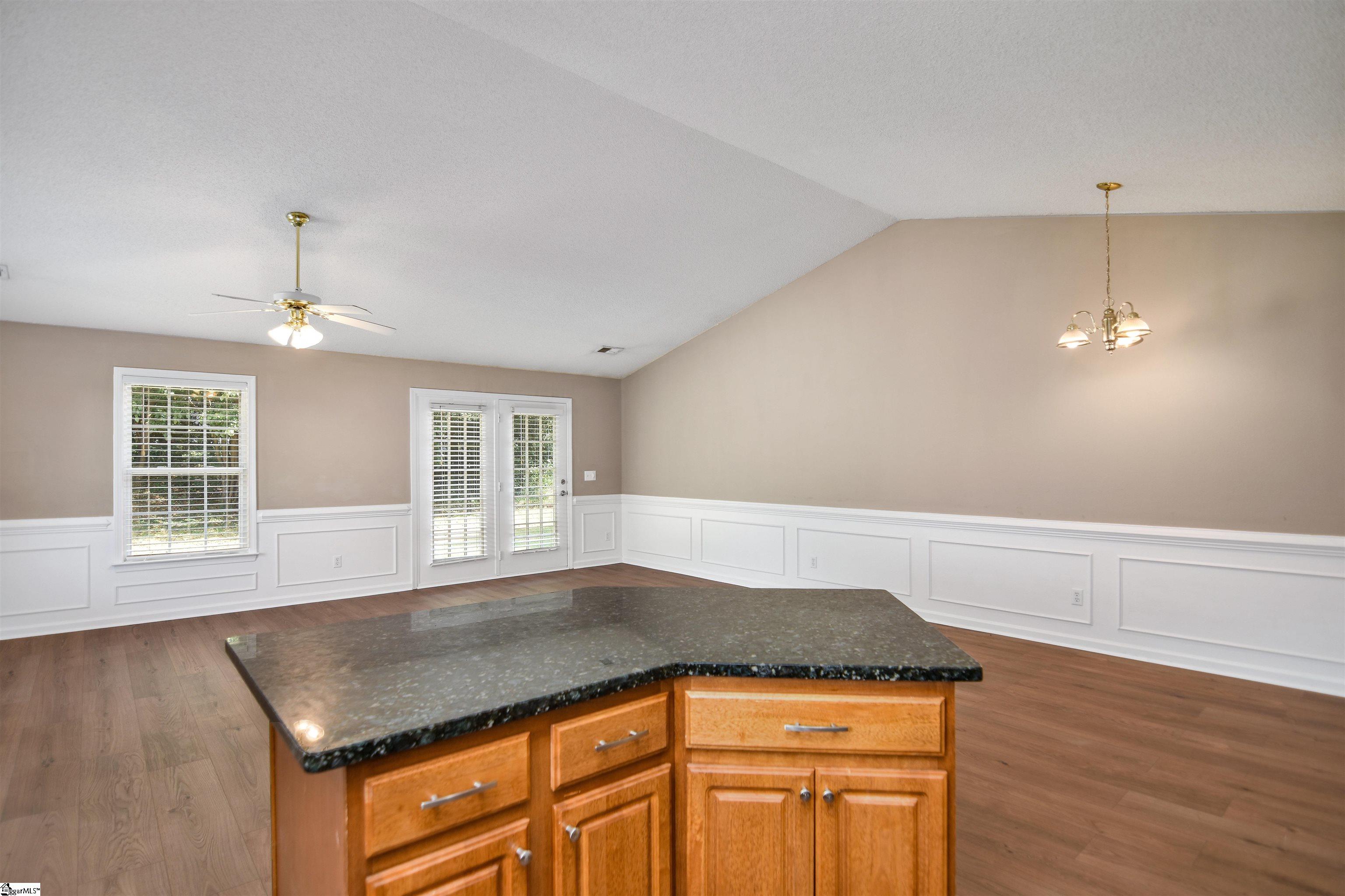 MLS #1570498 image #11