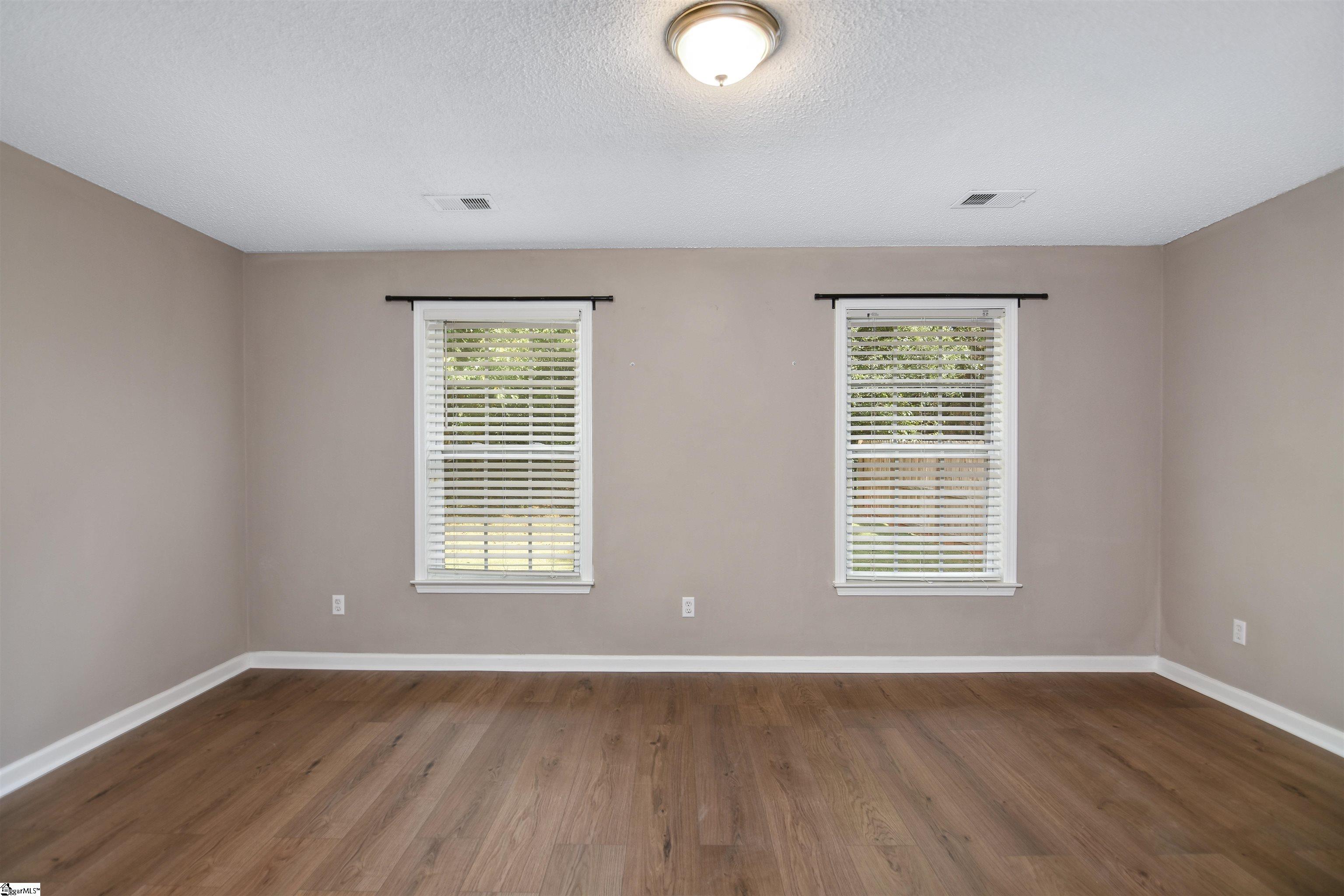 MLS #1570498 image #12