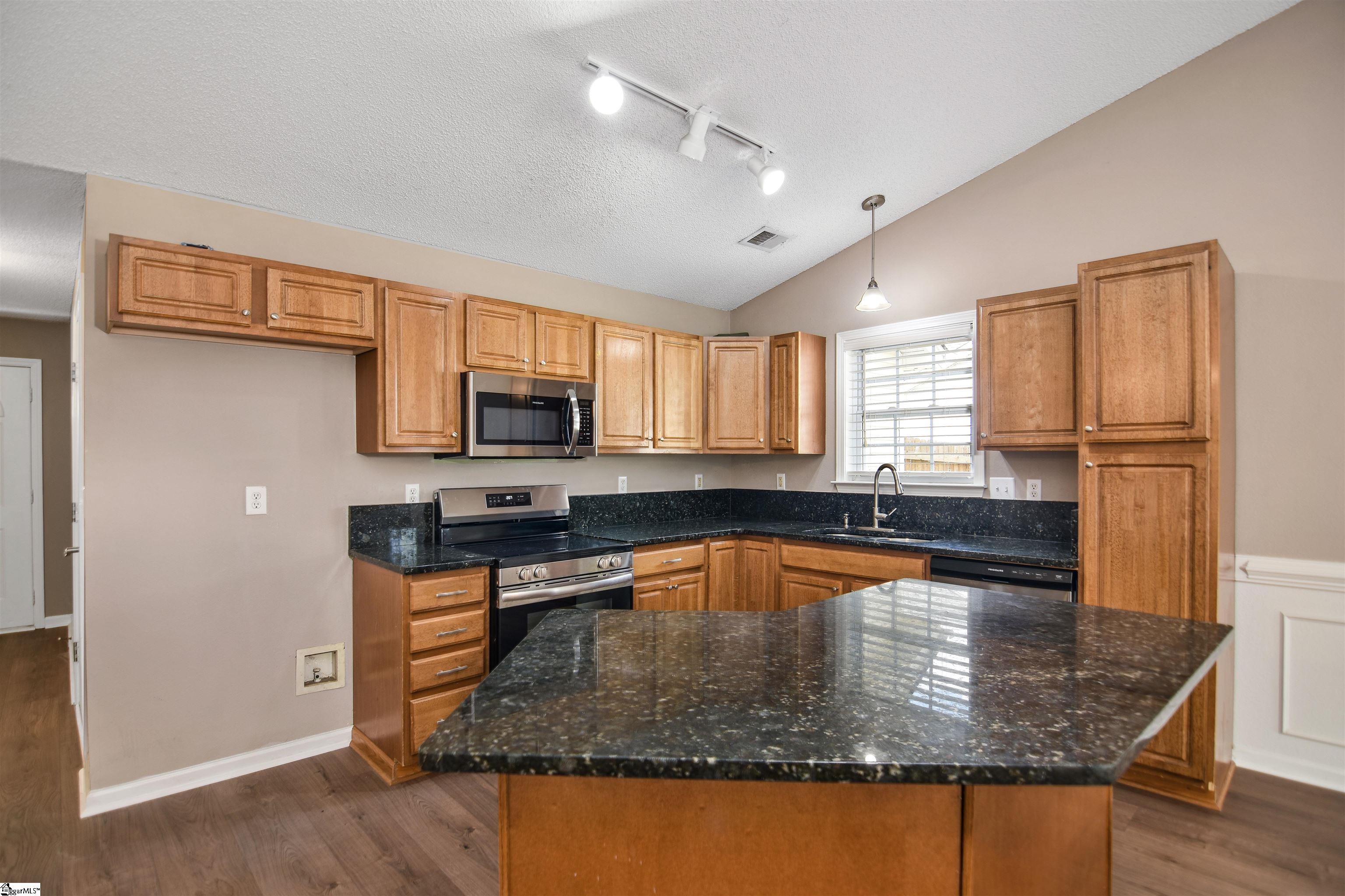 MLS #1570498 image #8