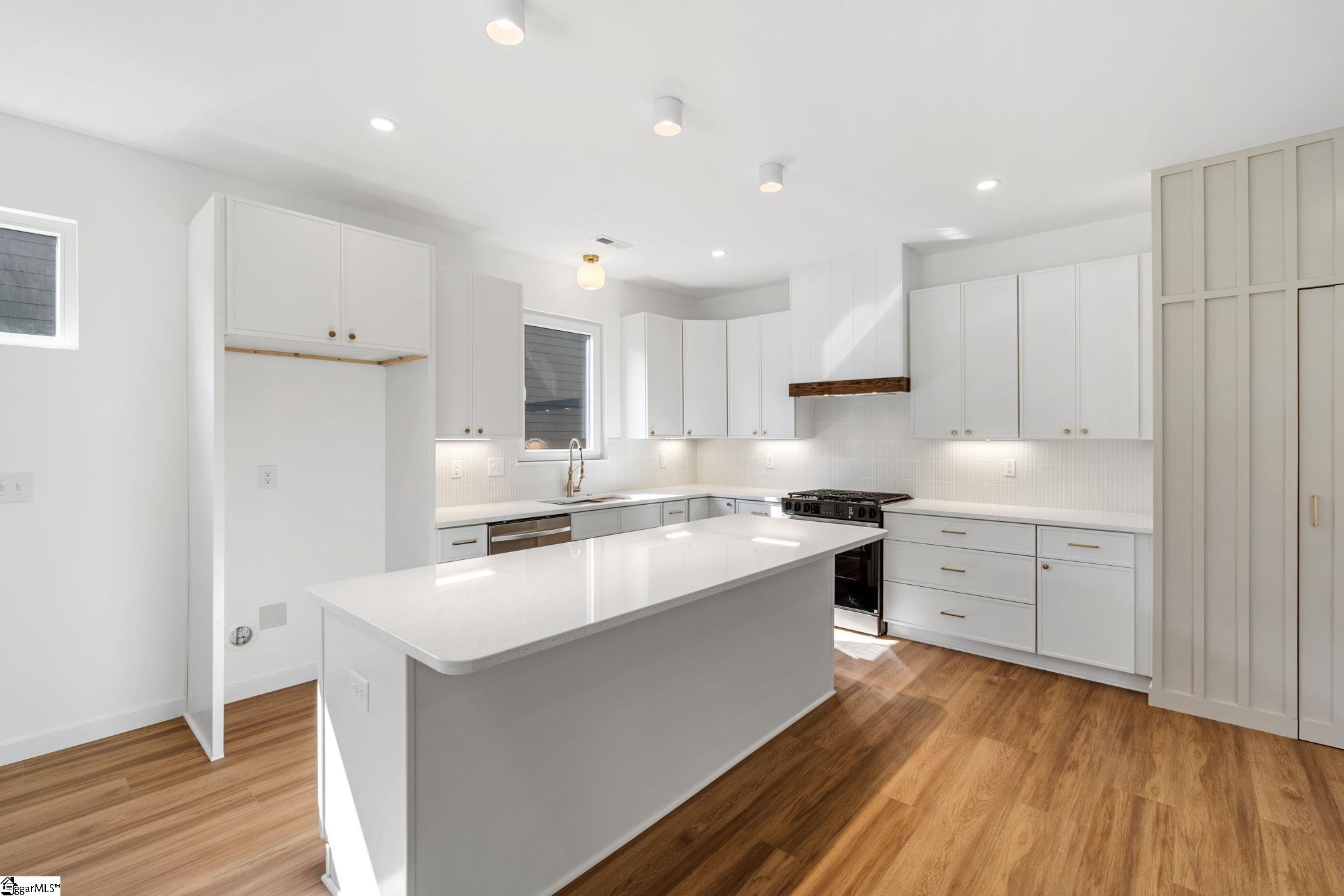 MLS #1570499 image #12