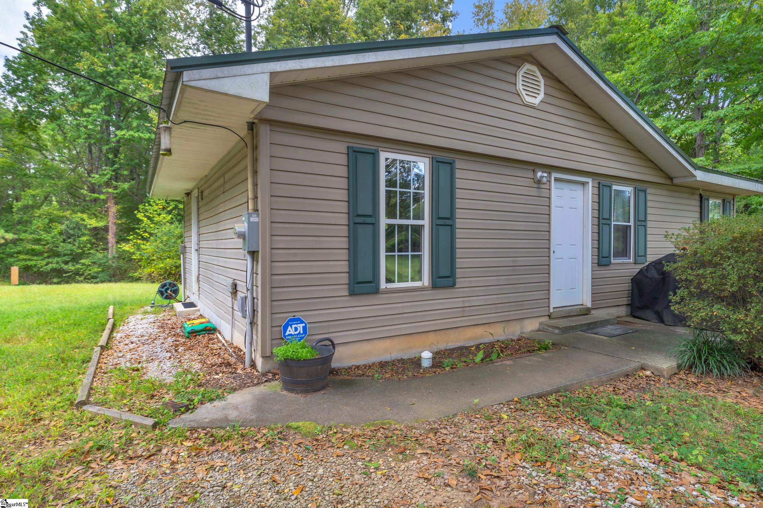 MLS #1570508 image #2