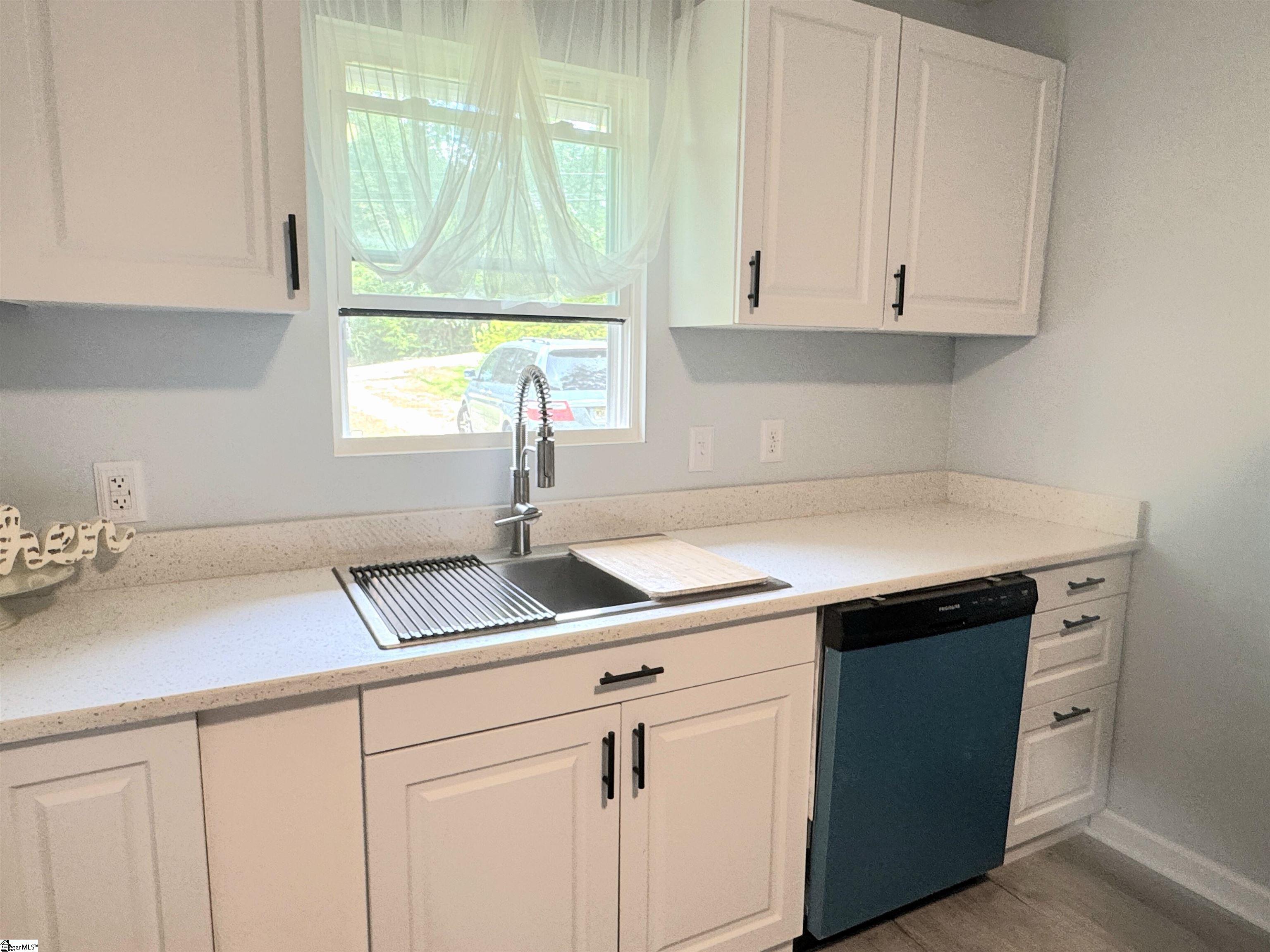 MLS #1570514 image #11