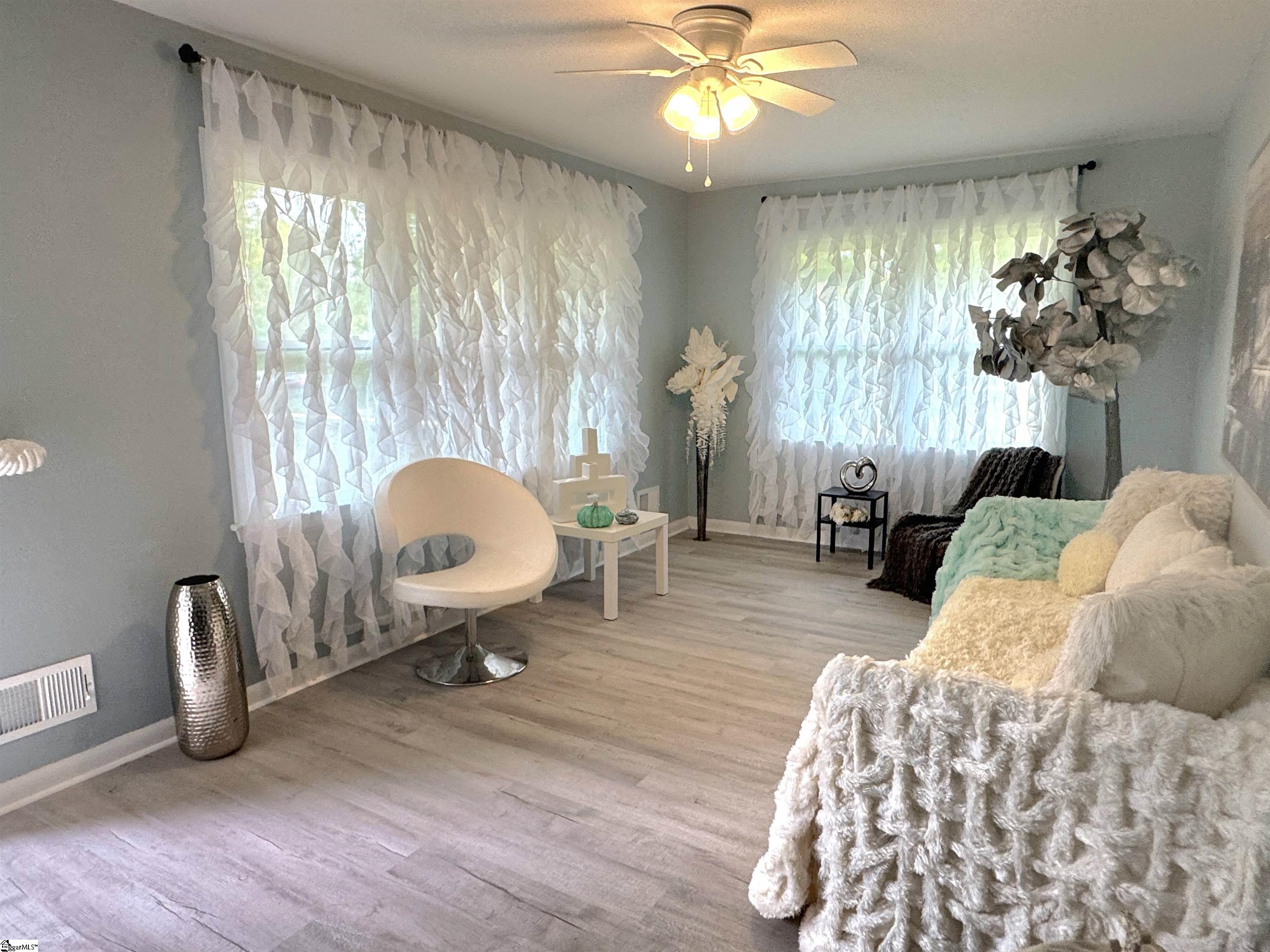 MLS #1570514 image #3