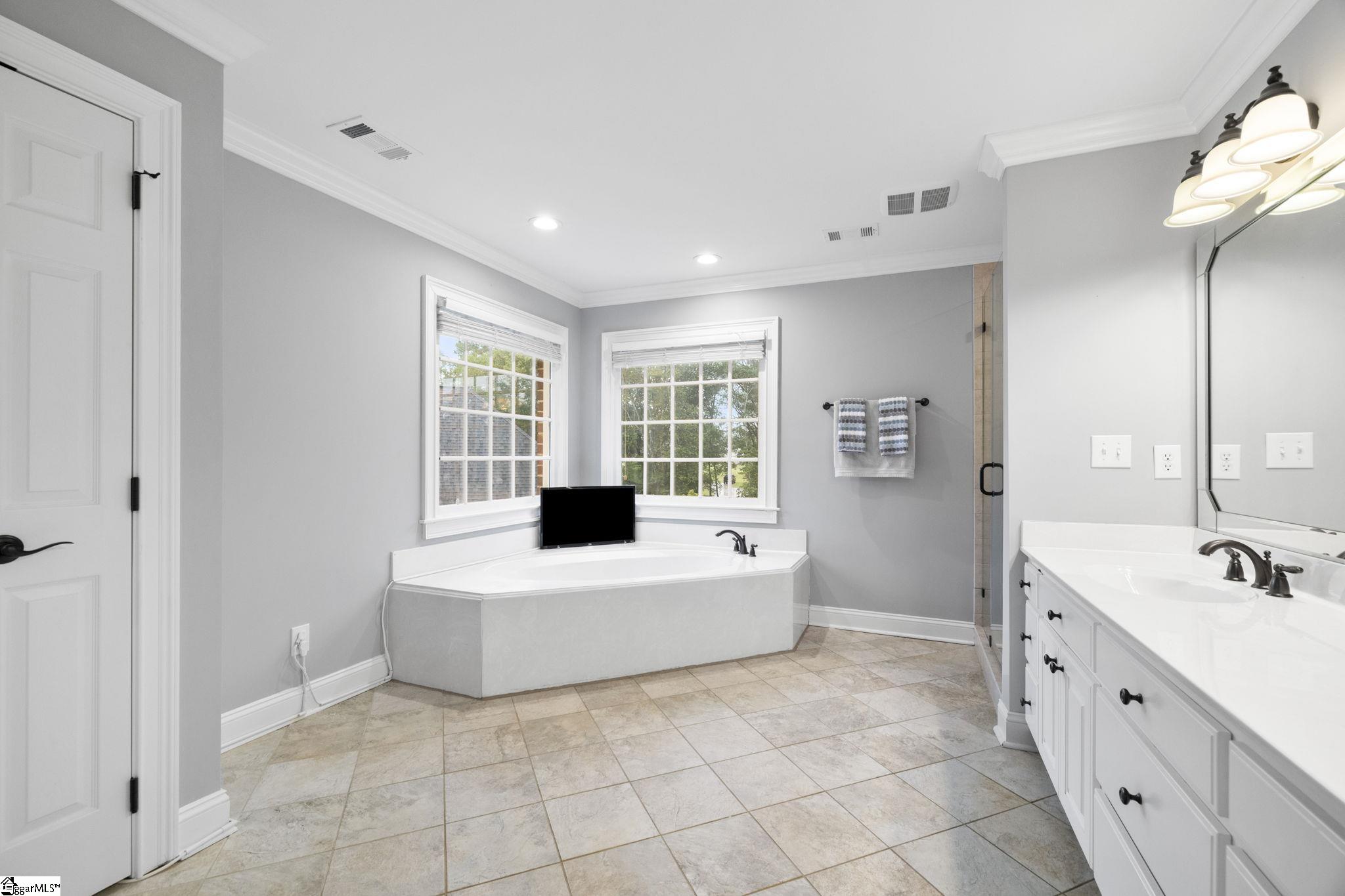 MLS #1570547 image #18