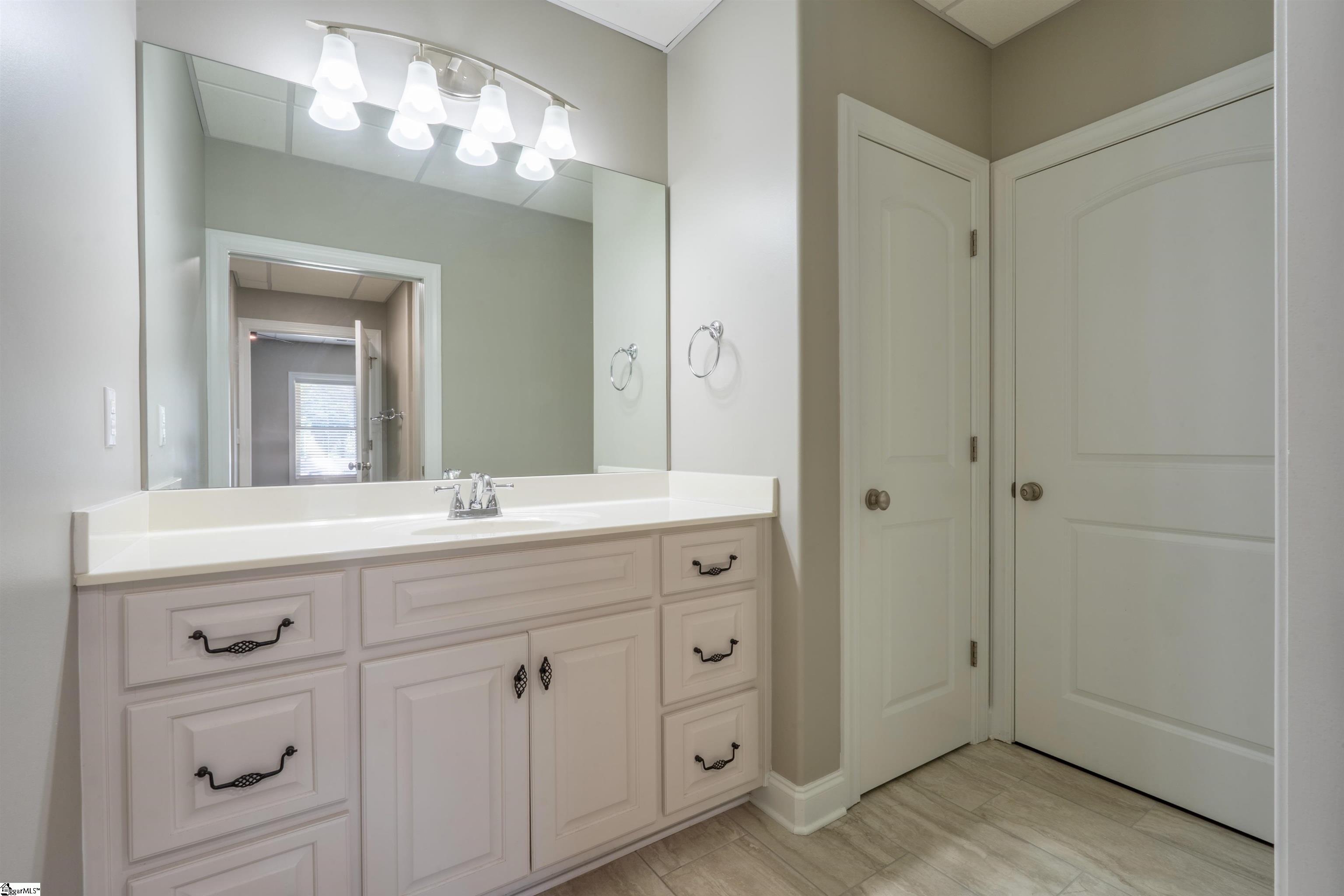 MLS #1570559 image #35