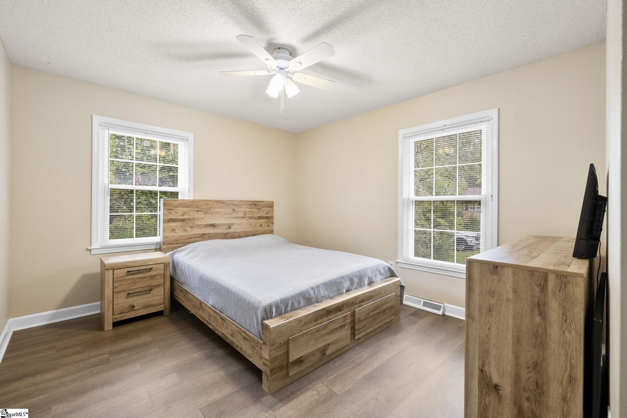 MLS #1570619 image #24