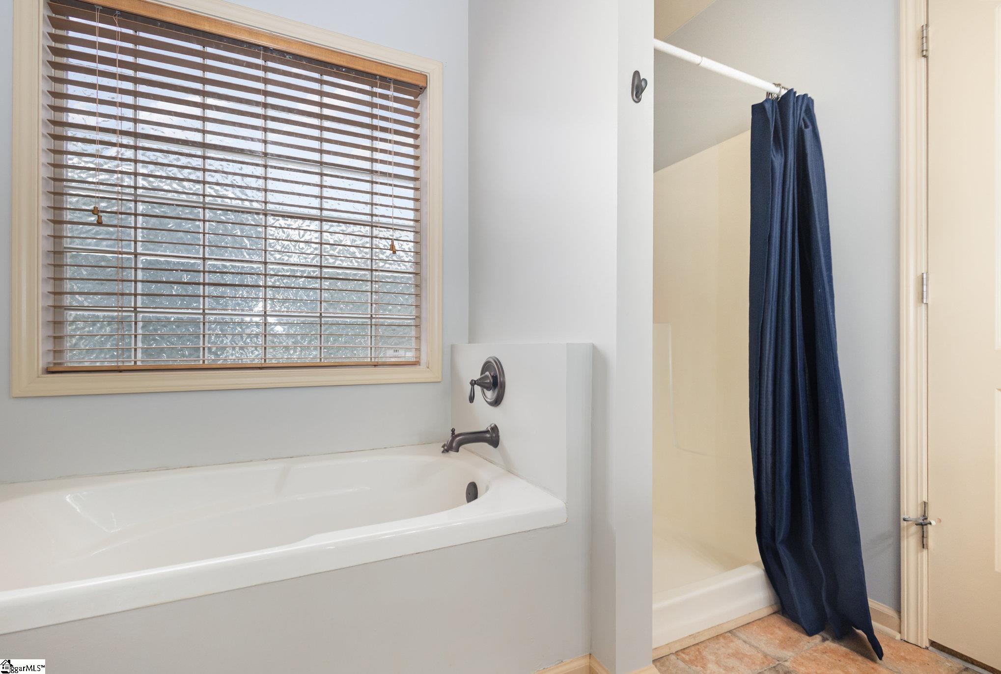 MLS #1570666 image #20