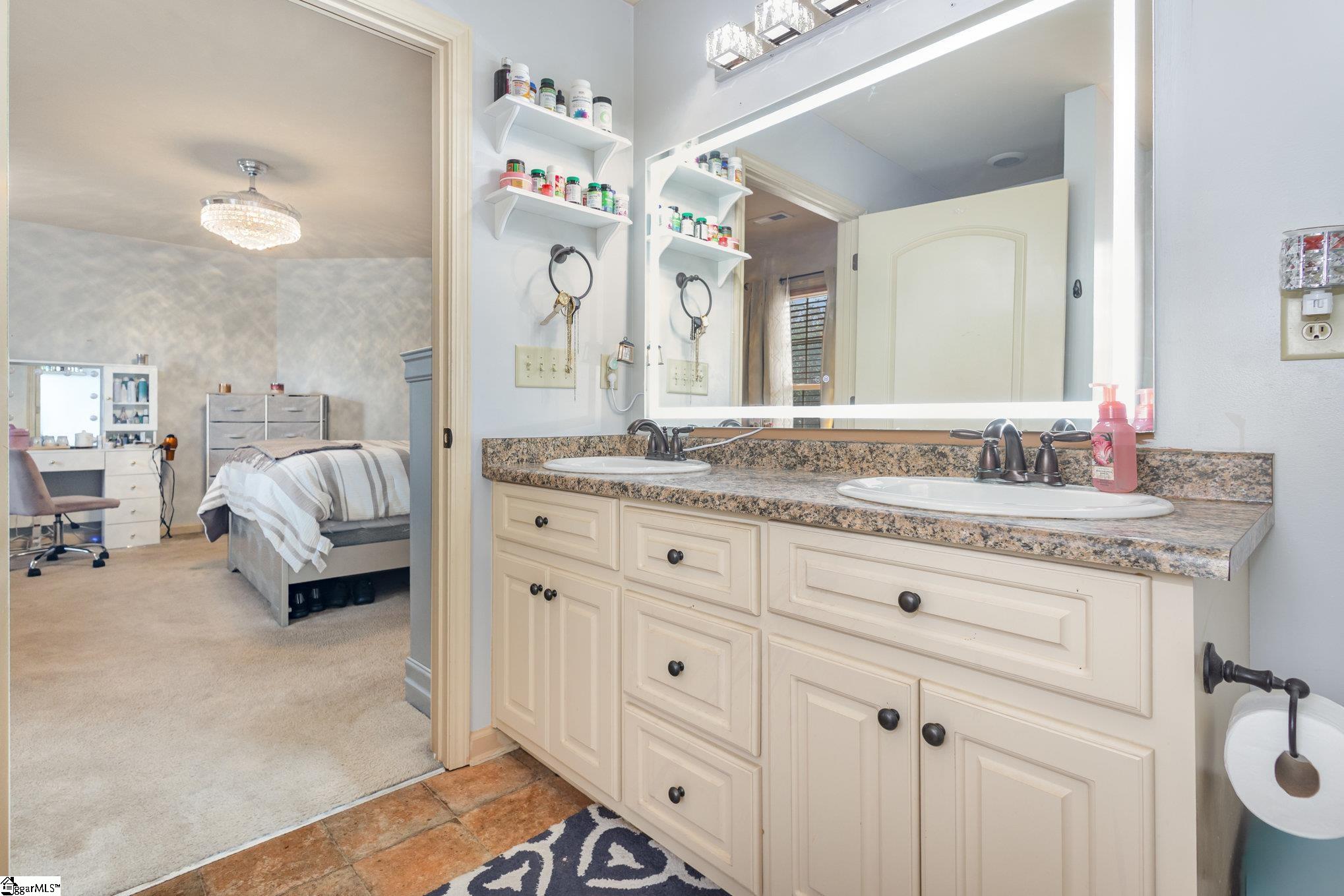 MLS #1570666 image #21