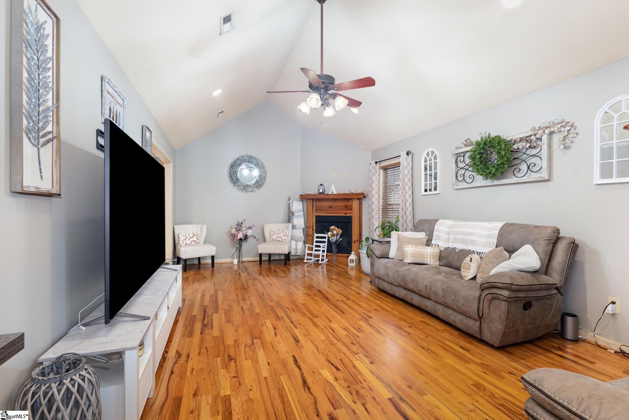 MLS #1570666 image #4