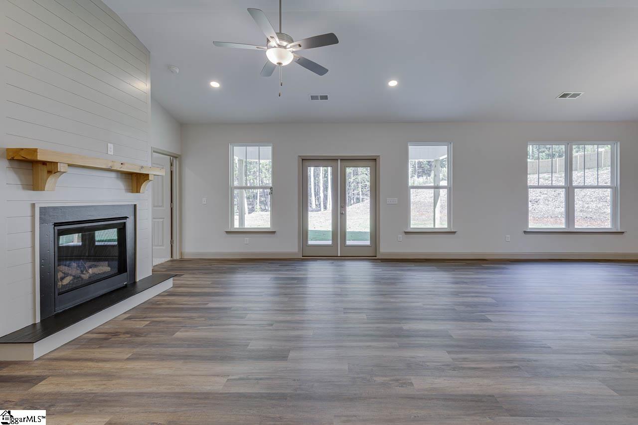 MLS #1570727 image #12