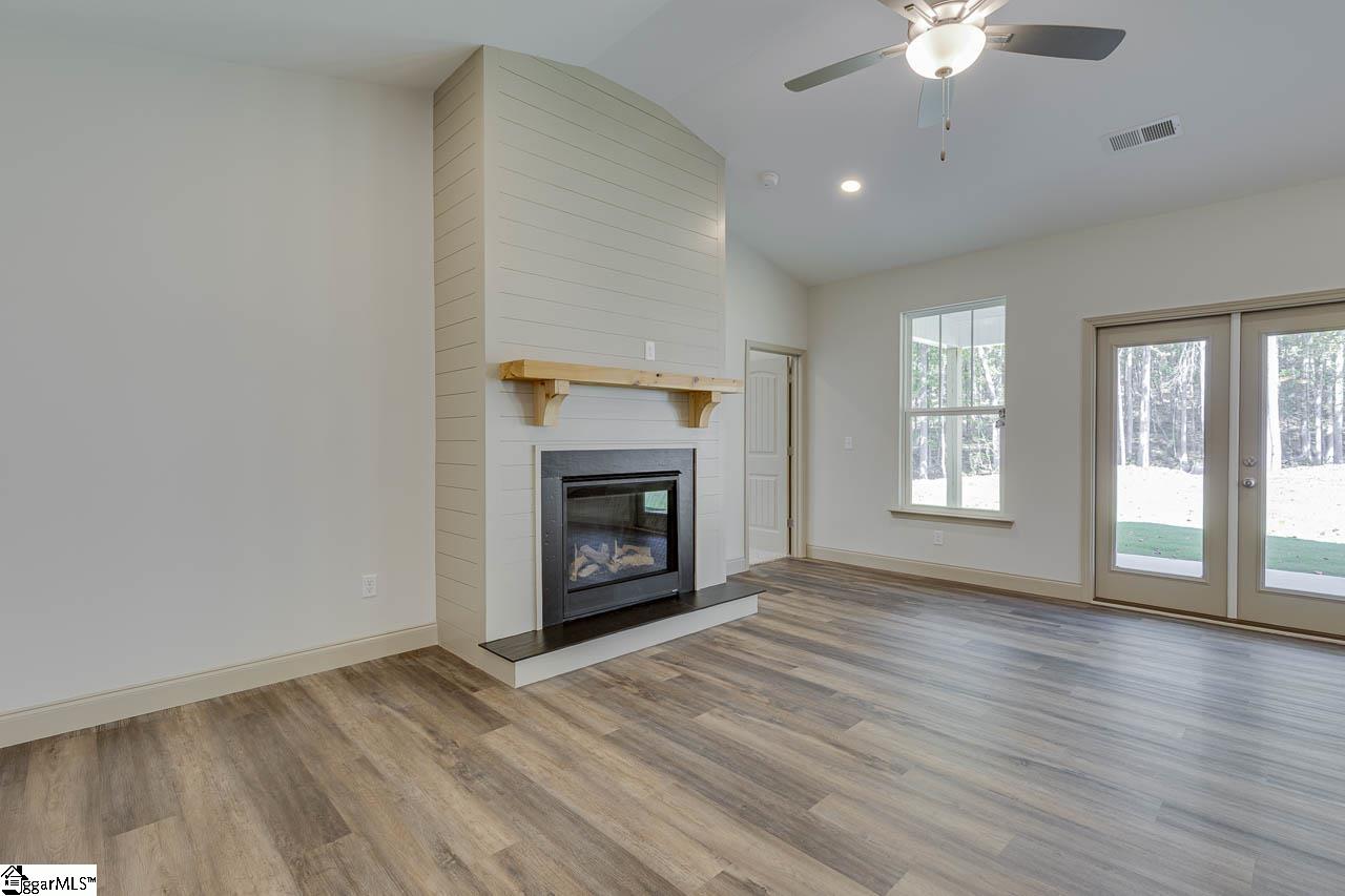 MLS #1570727 image #13