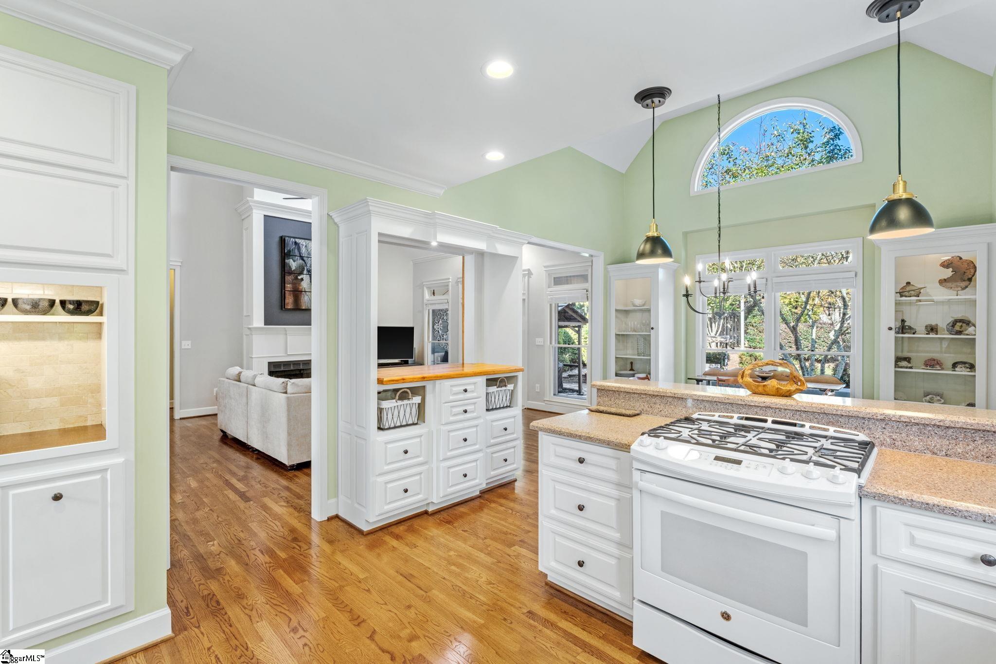 MLS #1570755 image #12