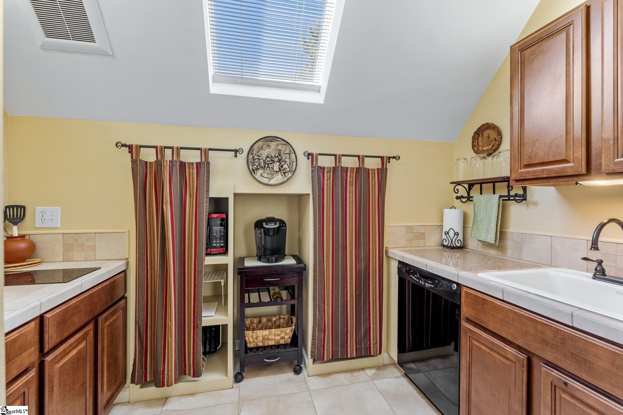 MLS #1570755 image #25