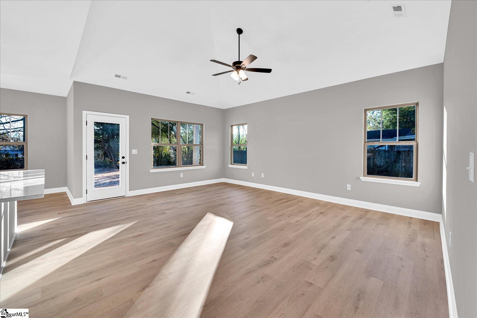 MLS #1570782 image #3