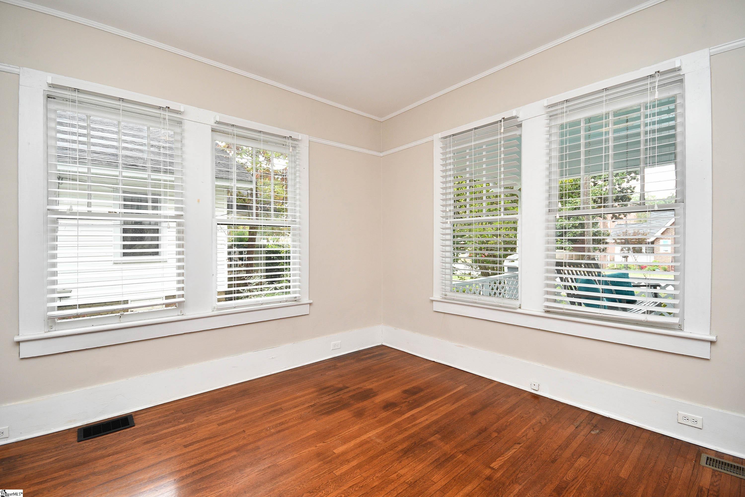 MLS #1570895 image #10