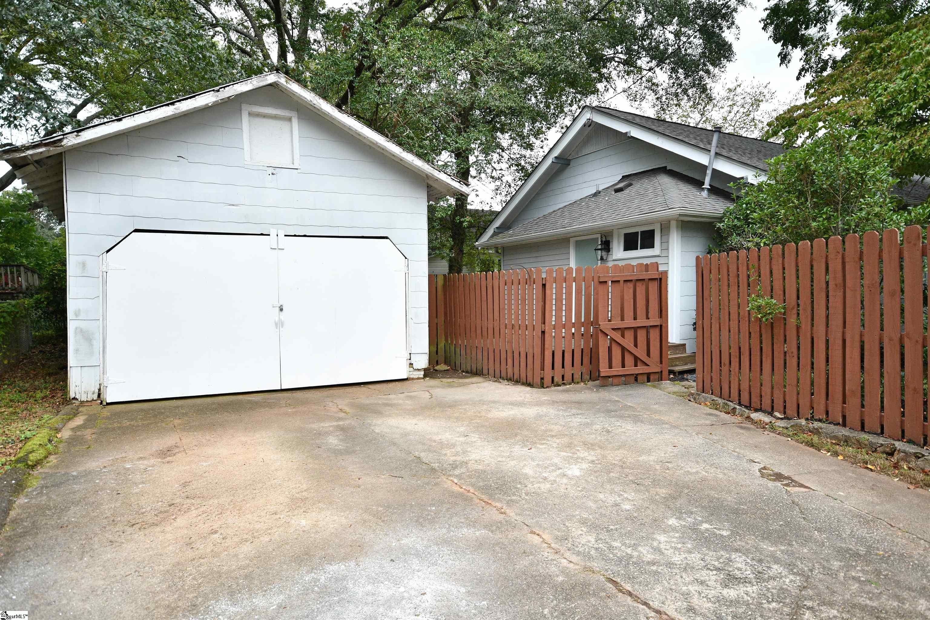 MLS #1570895 image #25